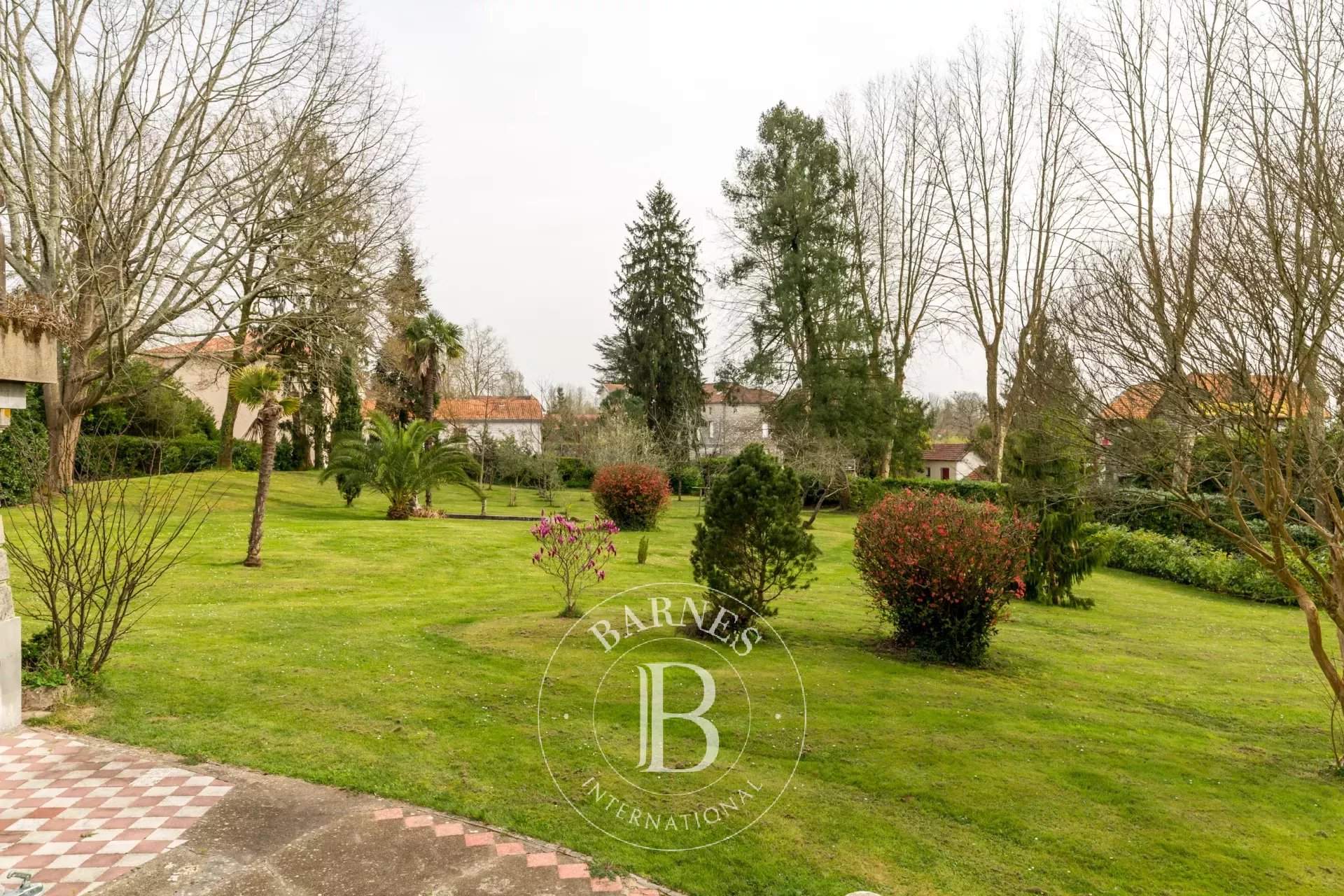 Peyrehorade  - Château 25 Pièces 14 Chambres - picture 8