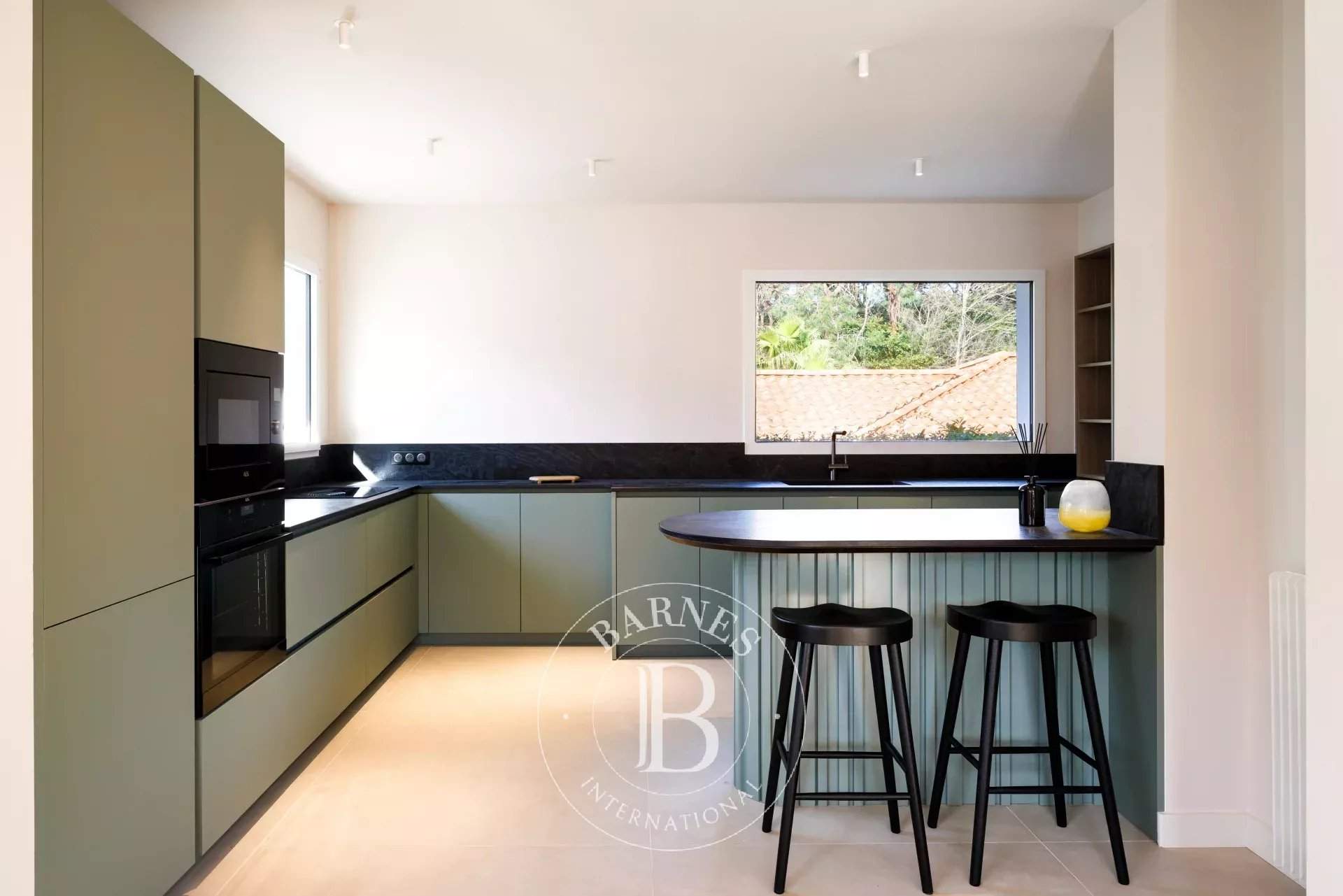 Anglet  - Maison 7 Pi&egrave;ces 4 Chambres - picture 9