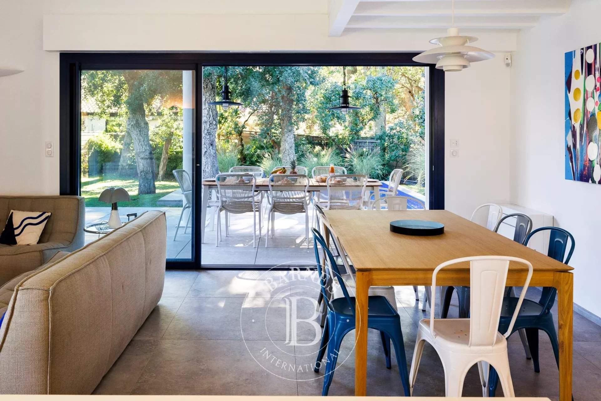 MAJORELLE - Charming villa just steps from Hossegor's town centre and lake, with a heated pool picture 12