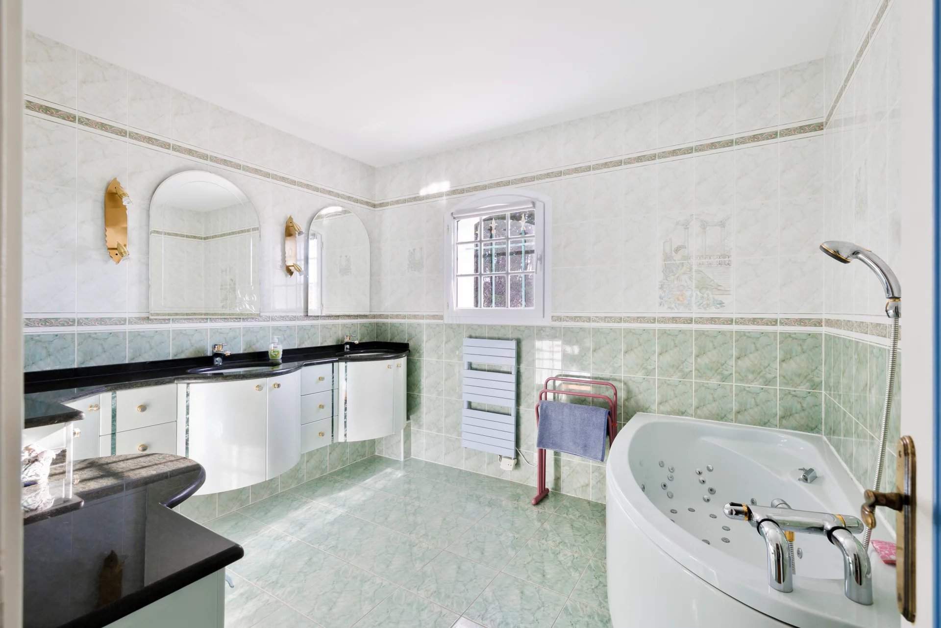 Bidart  - Maison 5 Pi&egrave;ces 3 Chambres - picture 13