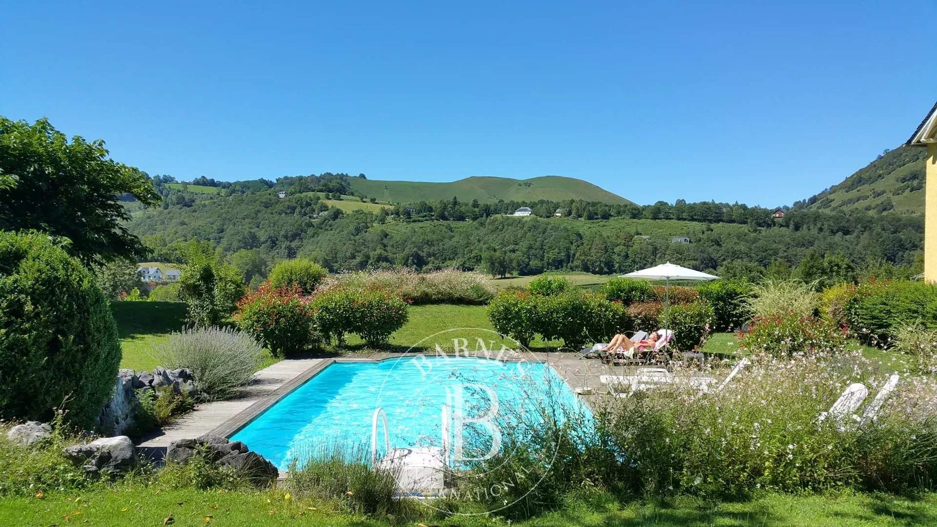 Oloron-Sainte-Marie  - Maison 13 Pièces 8 Chambres - picture 14