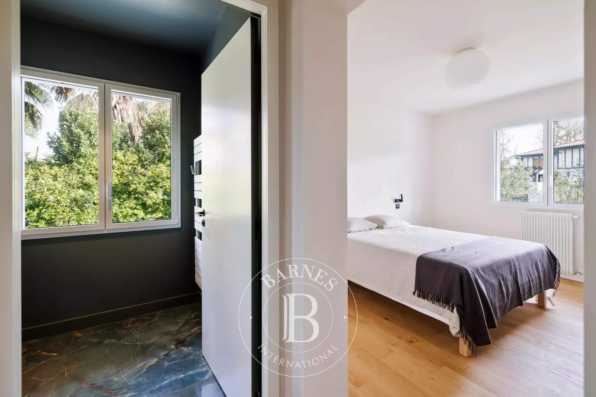 Anglet  - Maison 7 Pi&egrave;ces 4 Chambres - picture 17