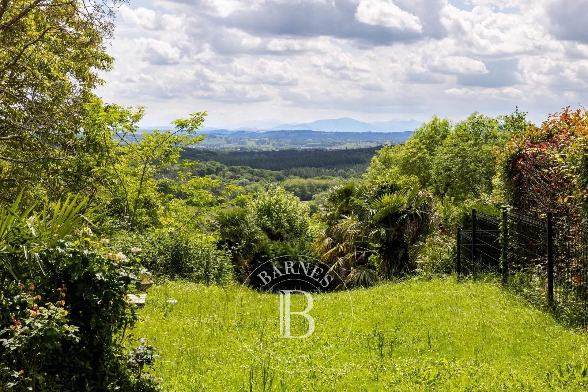 Peyrehorade  - Finca 14 Cuartos 6 Habitaciones - picture 2