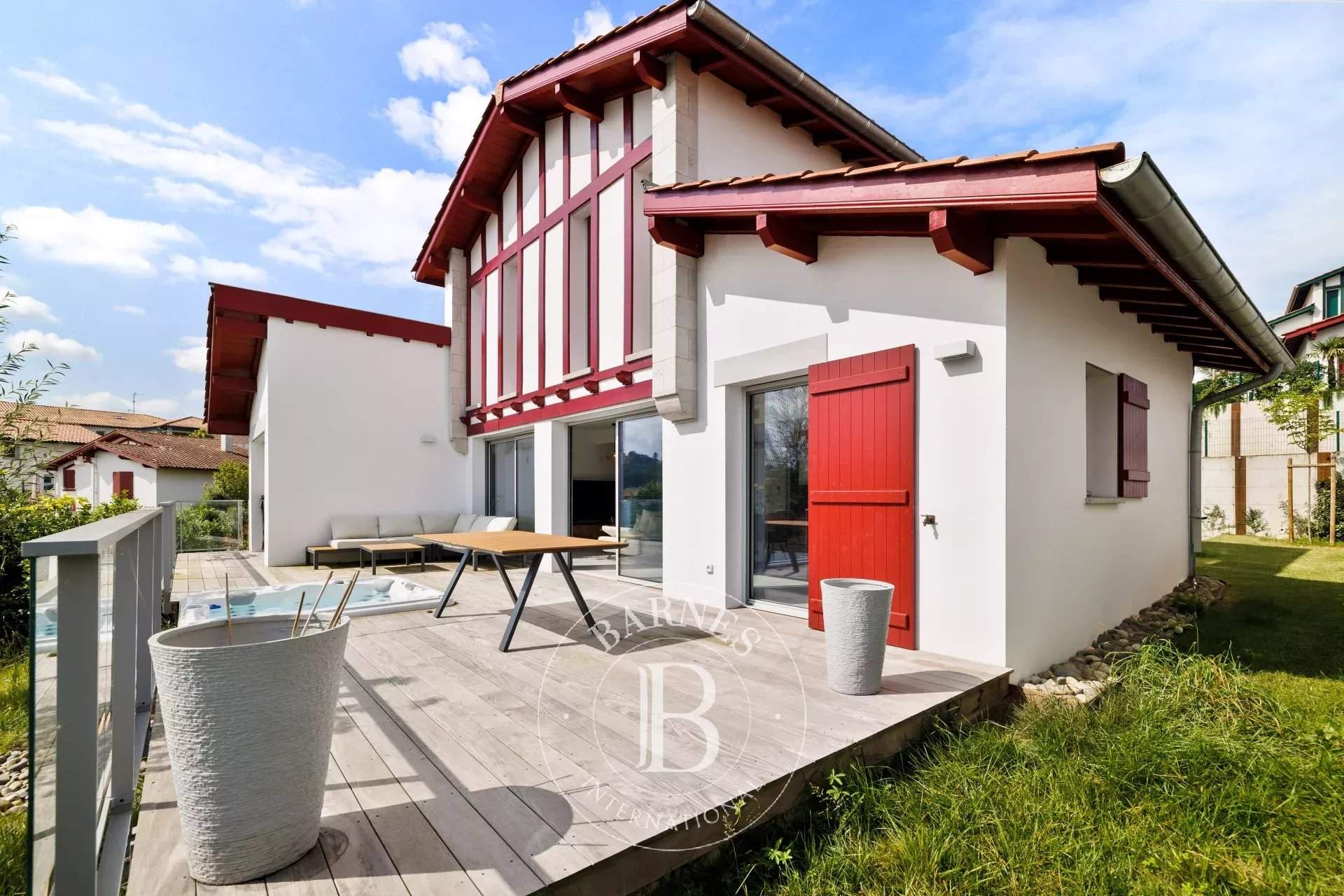 Urrugne  - House 4 Bedrooms - picture 2