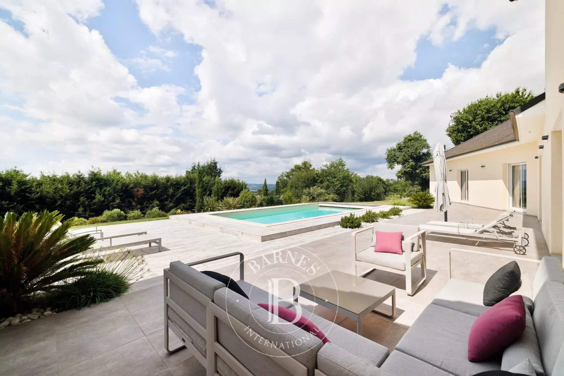 Pau  - Casa 10 Cuartos 4 Habitaciones - picture 9