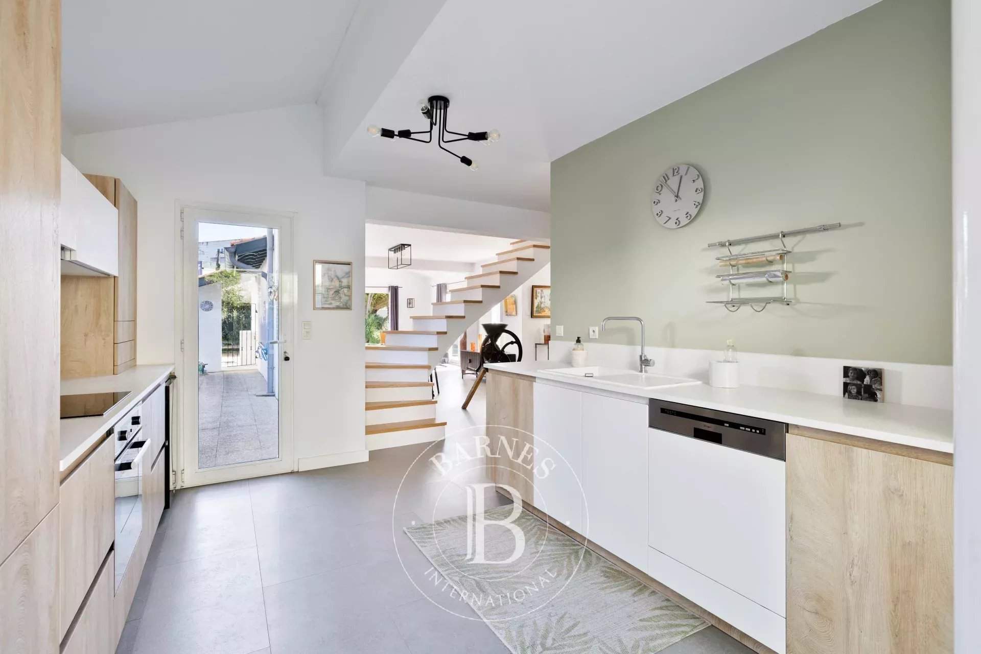 Bayonne  - Maison 5 Pi&egrave;ces 4 Chambres - picture 3