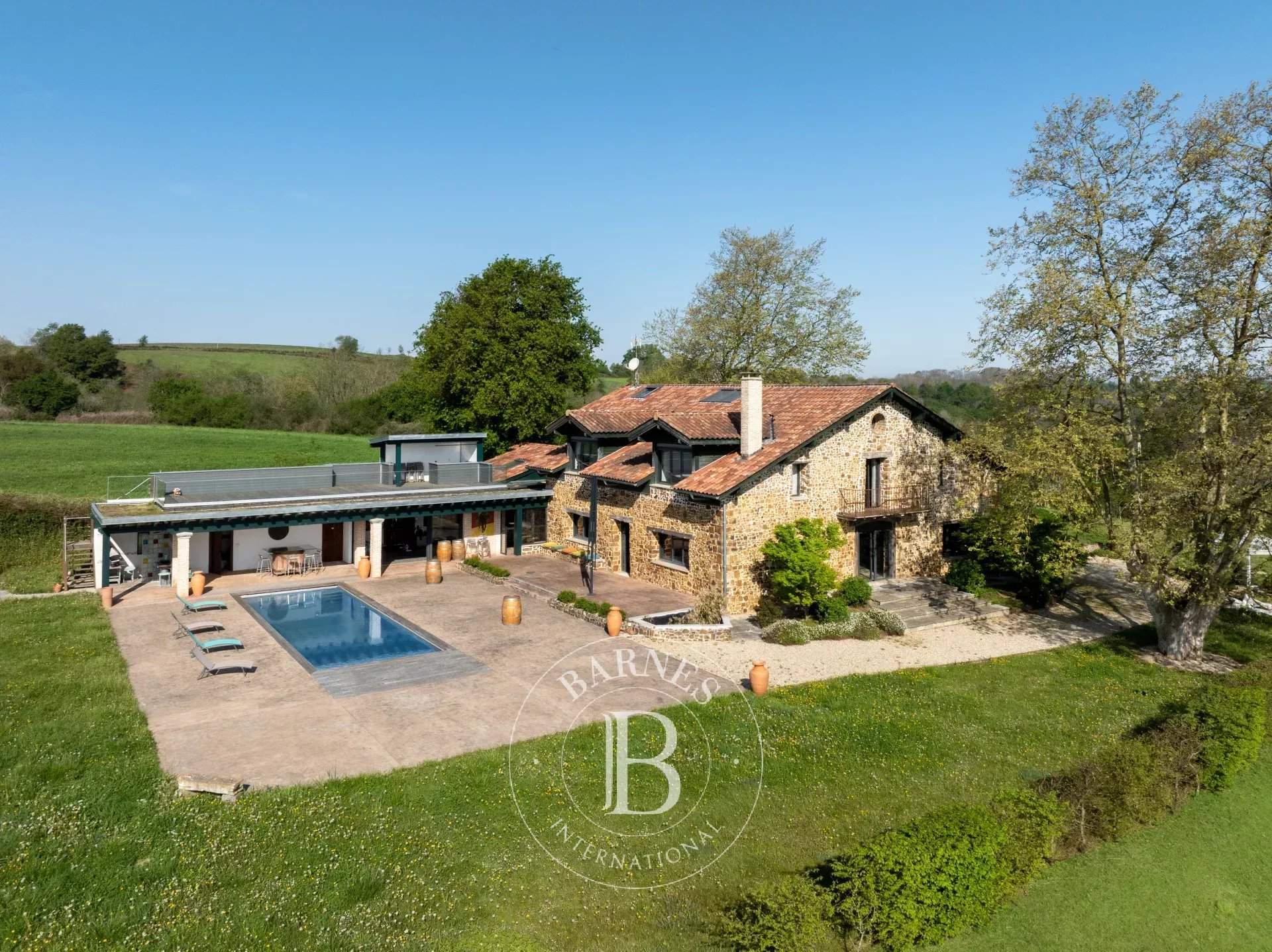 Bardos  - Property 6 Bedrooms - picture 1