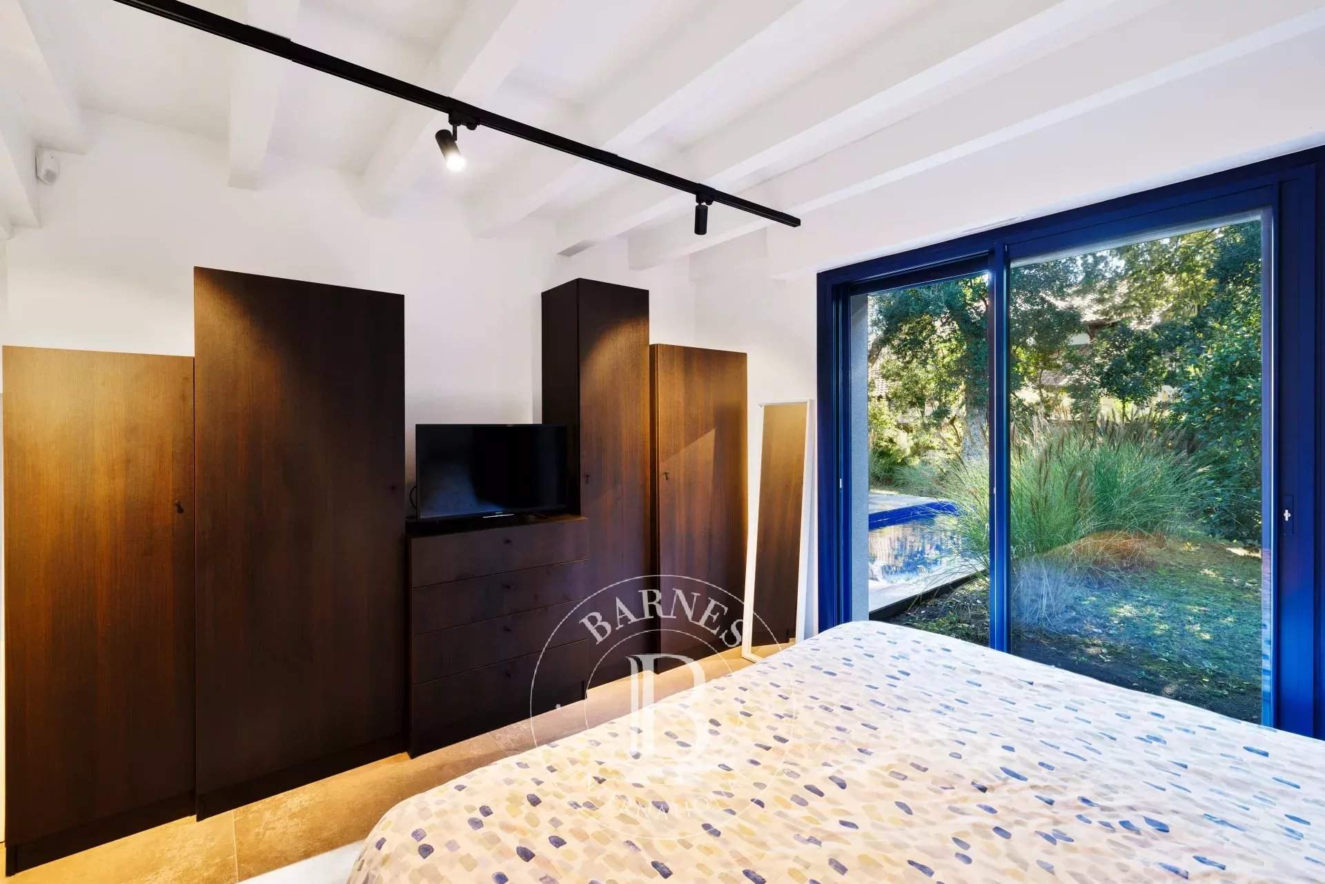 MAJORELLE - Charming villa just steps from Hossegor's town centre and lake, with a heated pool picture 19