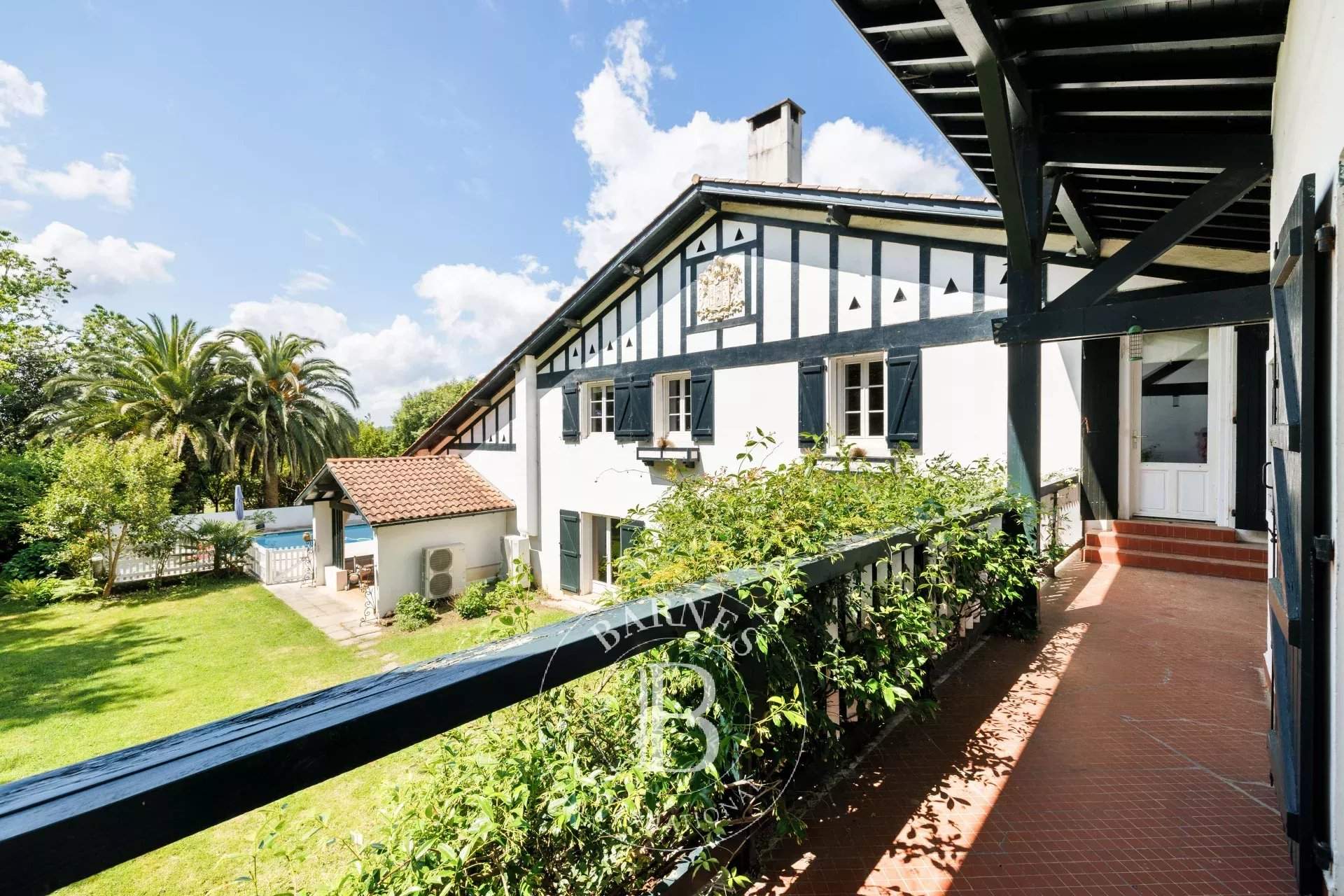 Bayonne  - Maison 11 Pi&egrave;ces 5 Chambres - picture 15