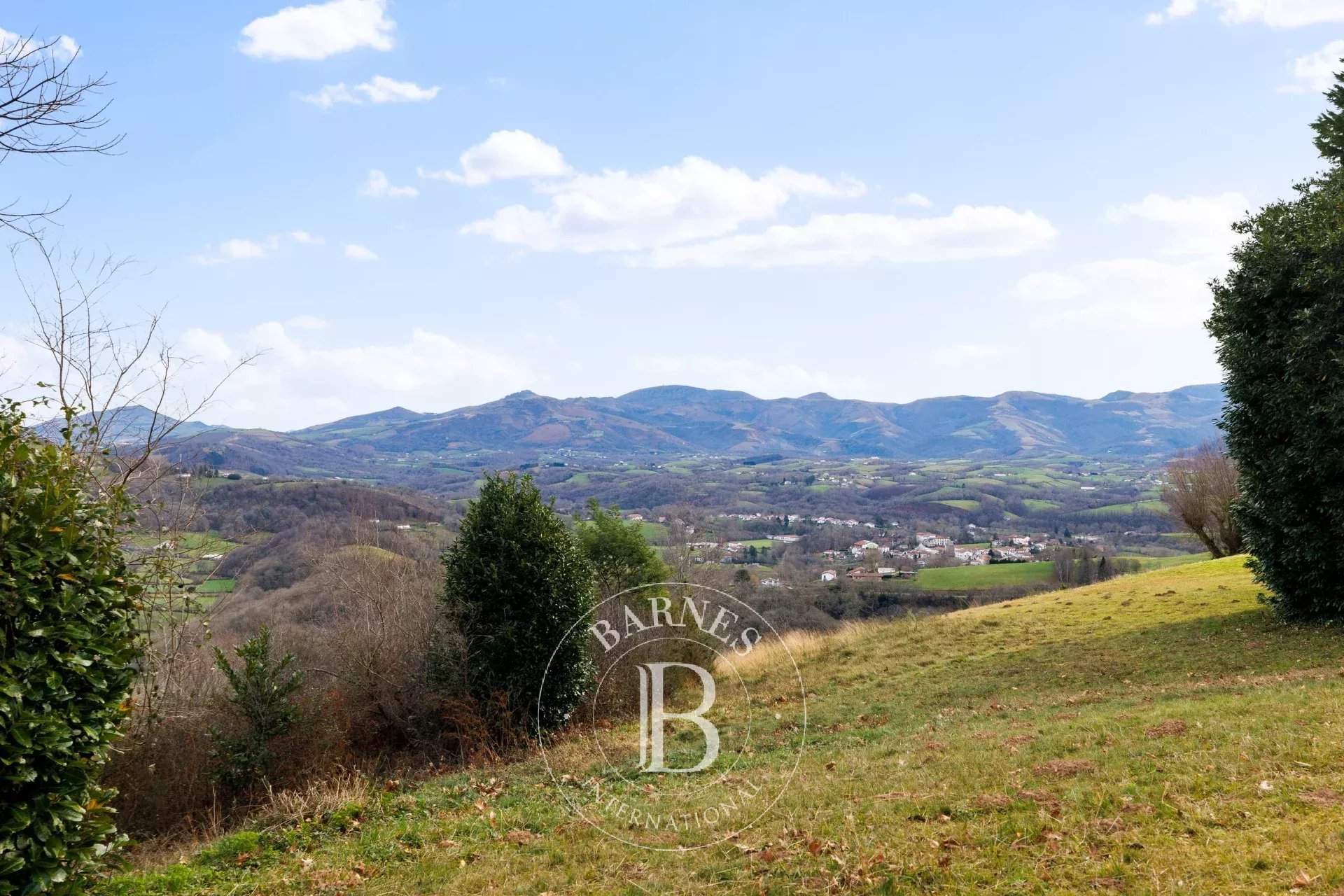 Sare  - Maison 7 Pi&egrave;ces 5 Chambres - picture 2