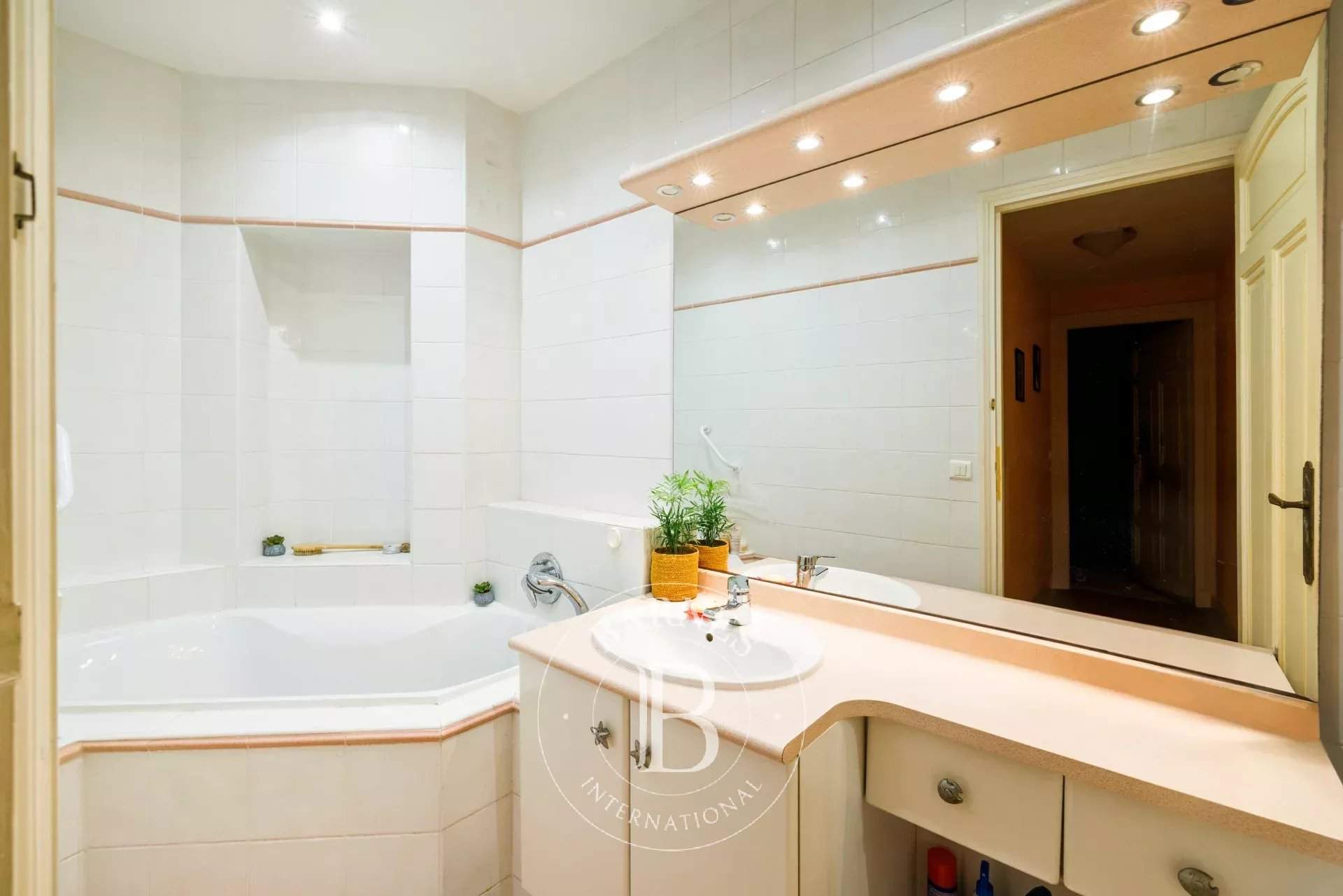 Biarritz  - Appartement 4 Pi&egrave;ces 3 Chambres - picture 6