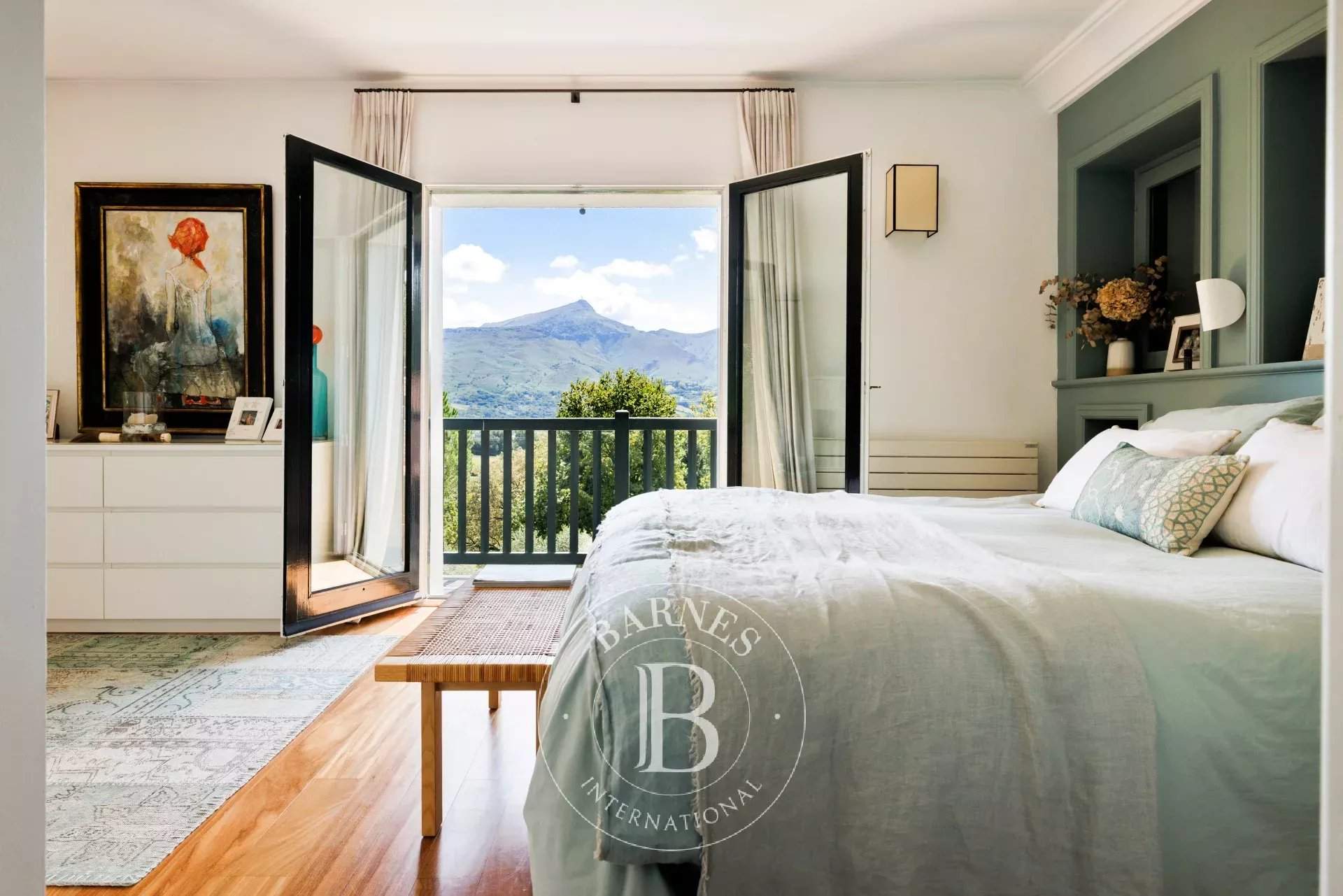 Urrugne  - House 6 Bedrooms - picture 13