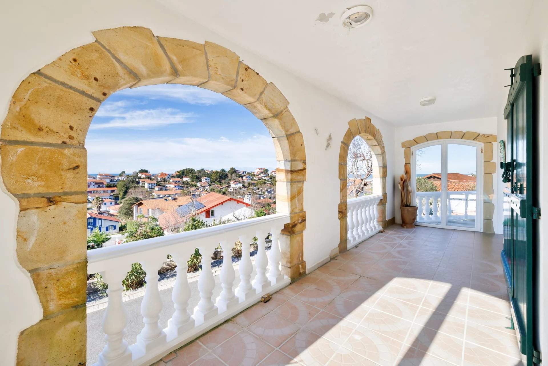 Bidart  - Maison 5 Pi&egrave;ces 3 Chambres - picture 8