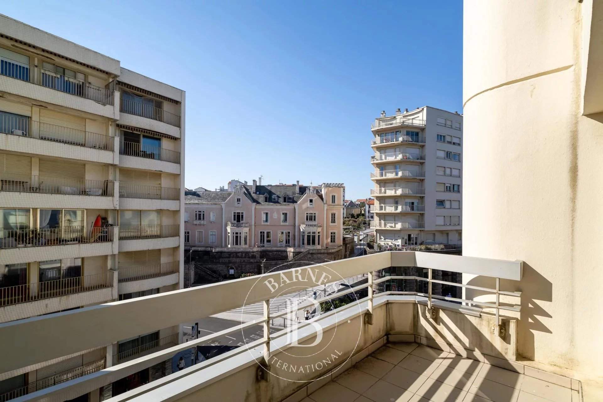 Biarritz  - Piso 2 Cuartos, 1 Habitacion - picture 3