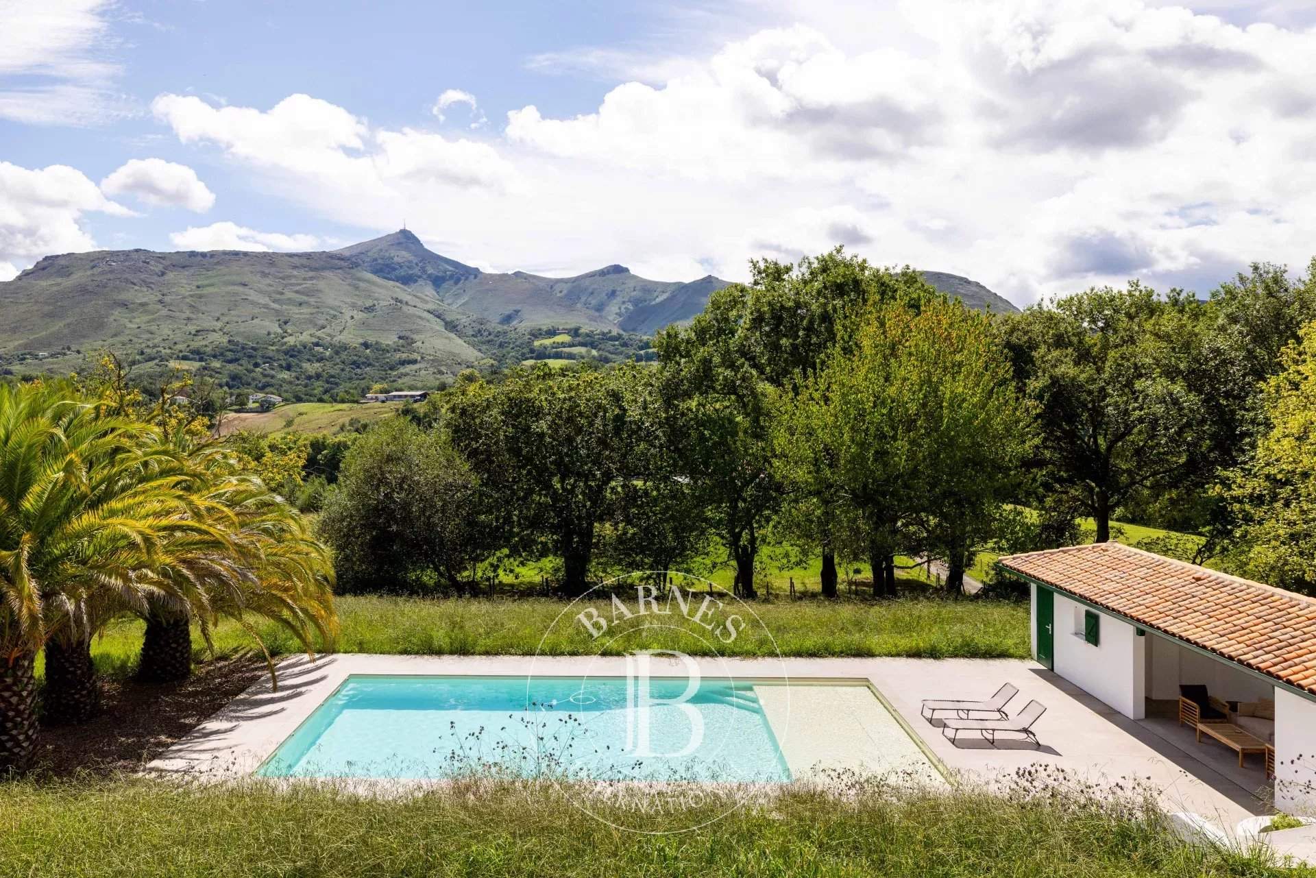 Urrugne  - House 6 Bedrooms - picture 3