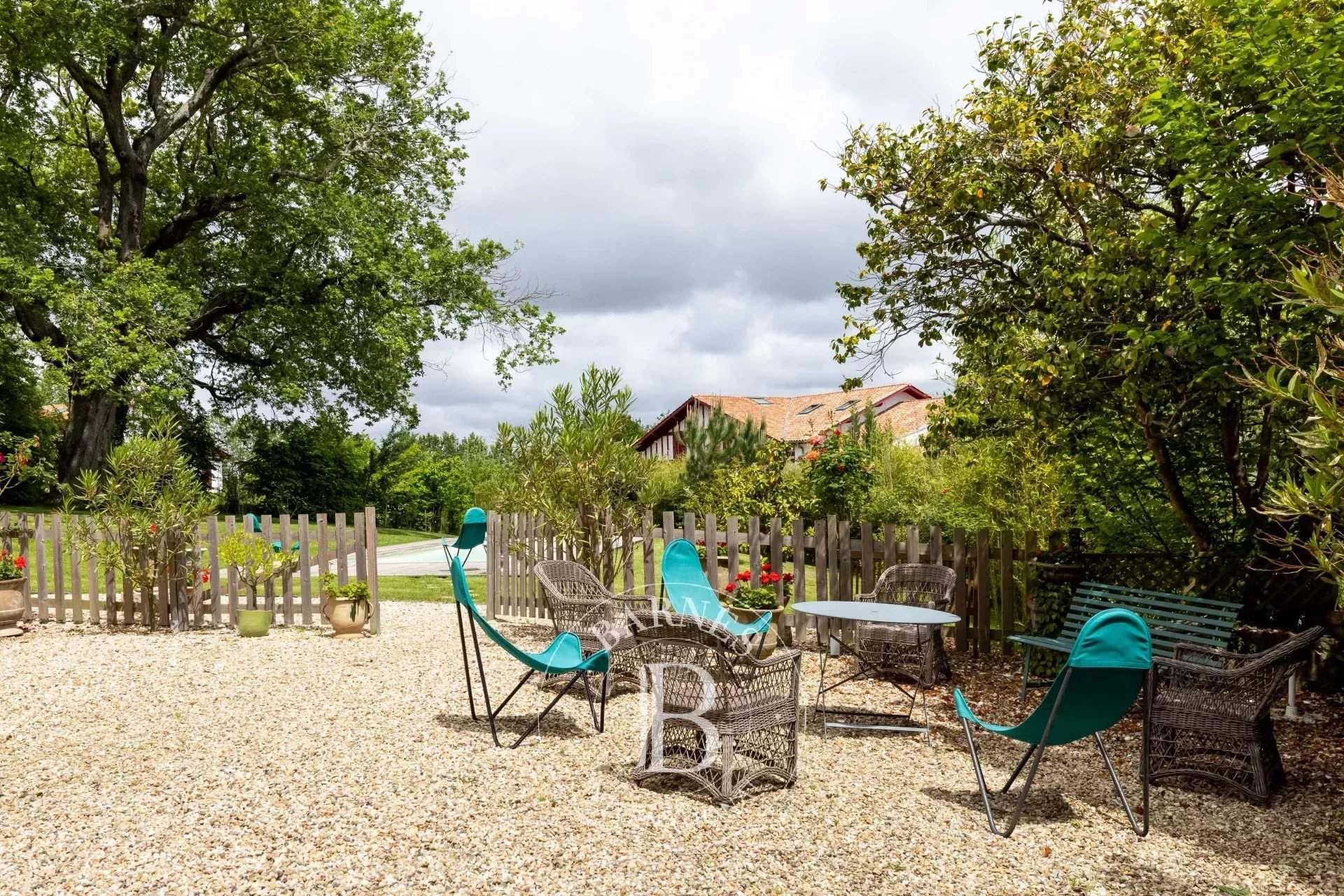 Saint-Pierre-d'Irube  - Maison 16 Pi&egrave;ces 10 Chambres - picture 9