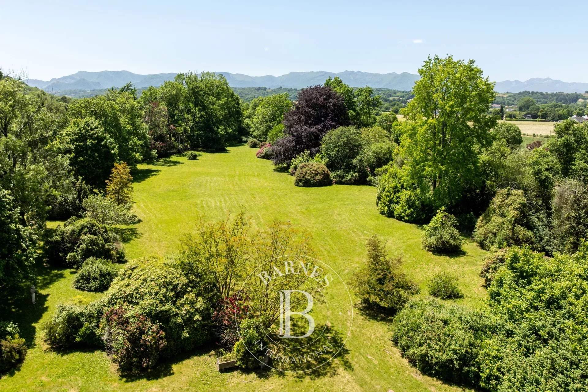 Pontacq  - Moulin 7 Pi&egrave;ces 3 Chambres - picture 2