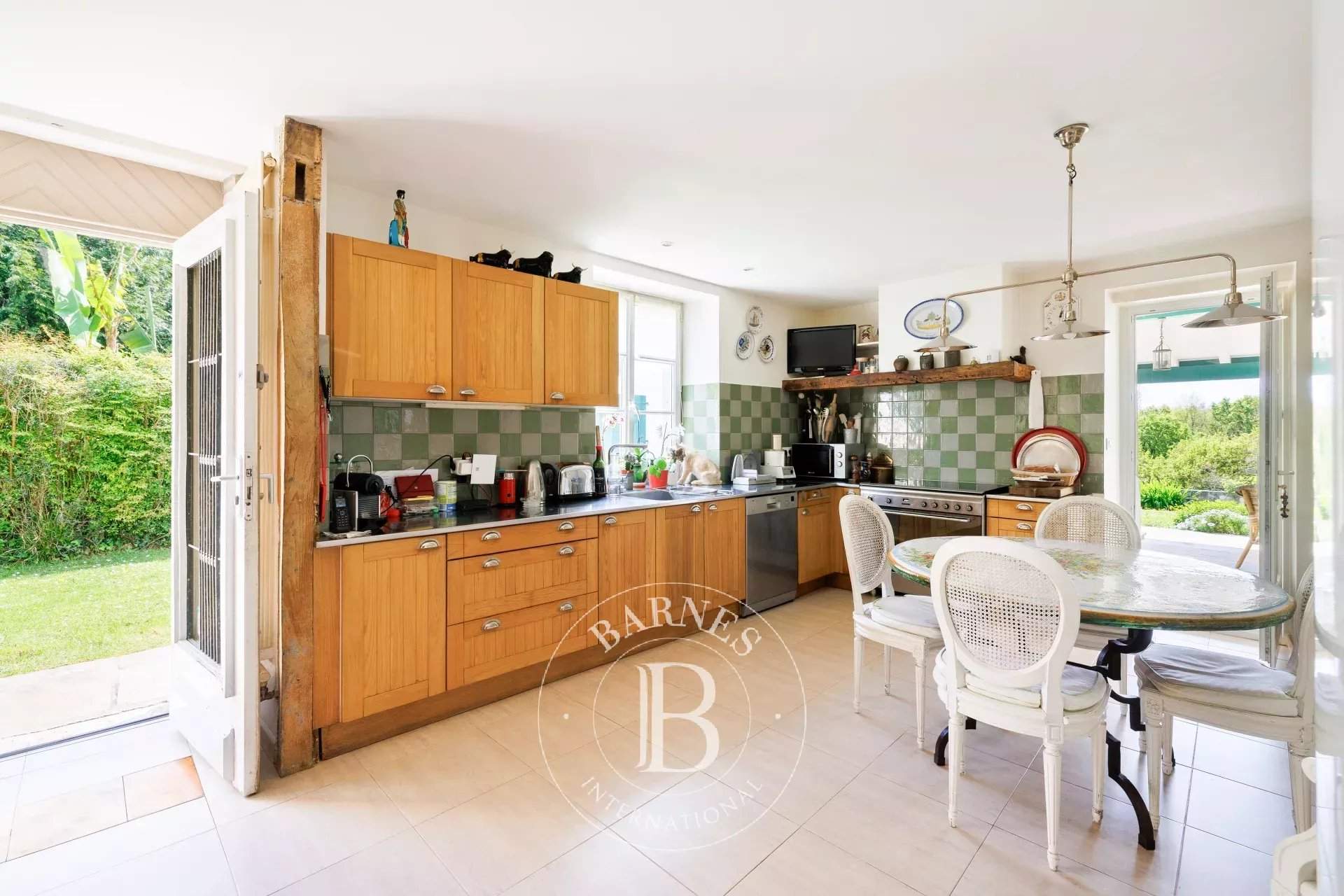 Mouguerre  - Maison 8 Pi&egrave;ces 5 Chambres - picture 14