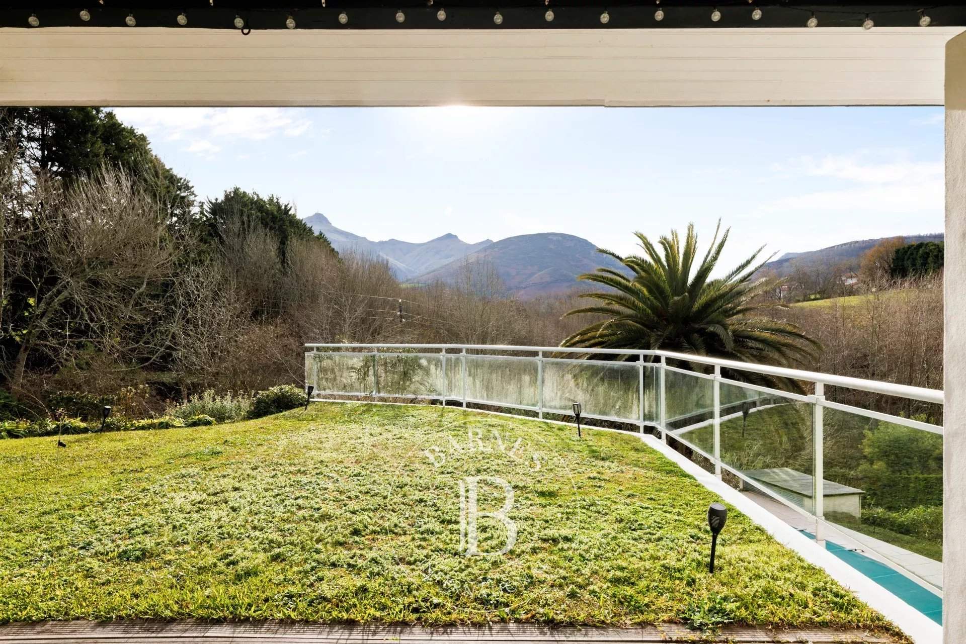 Urrugne  - Maison 6 Pi&egrave;ces 5 Chambres - picture 1