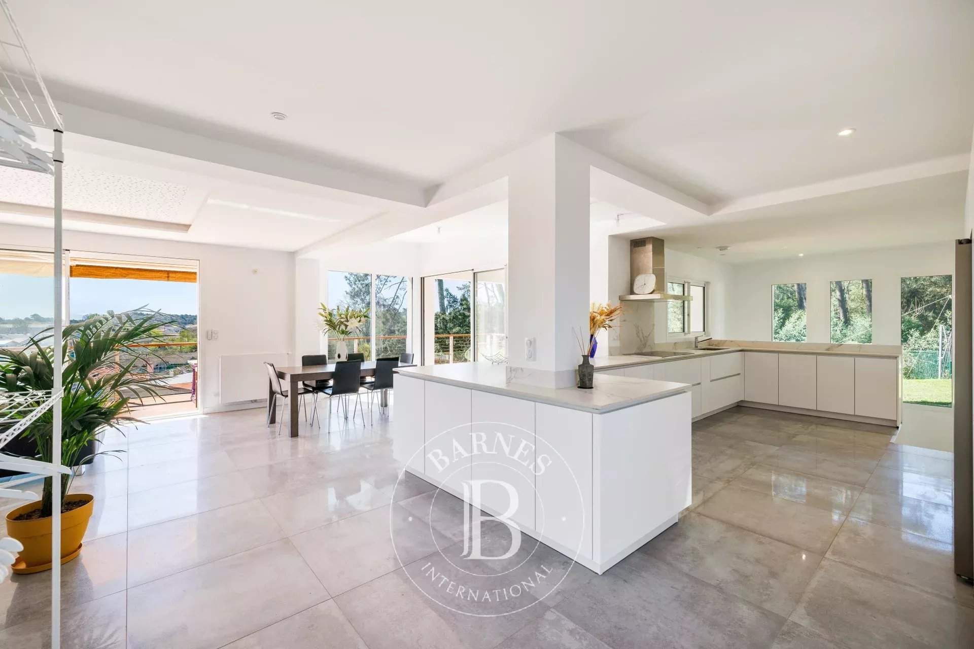 Seignosse  - Maison 11 Pièces 7 Chambres - picture 5