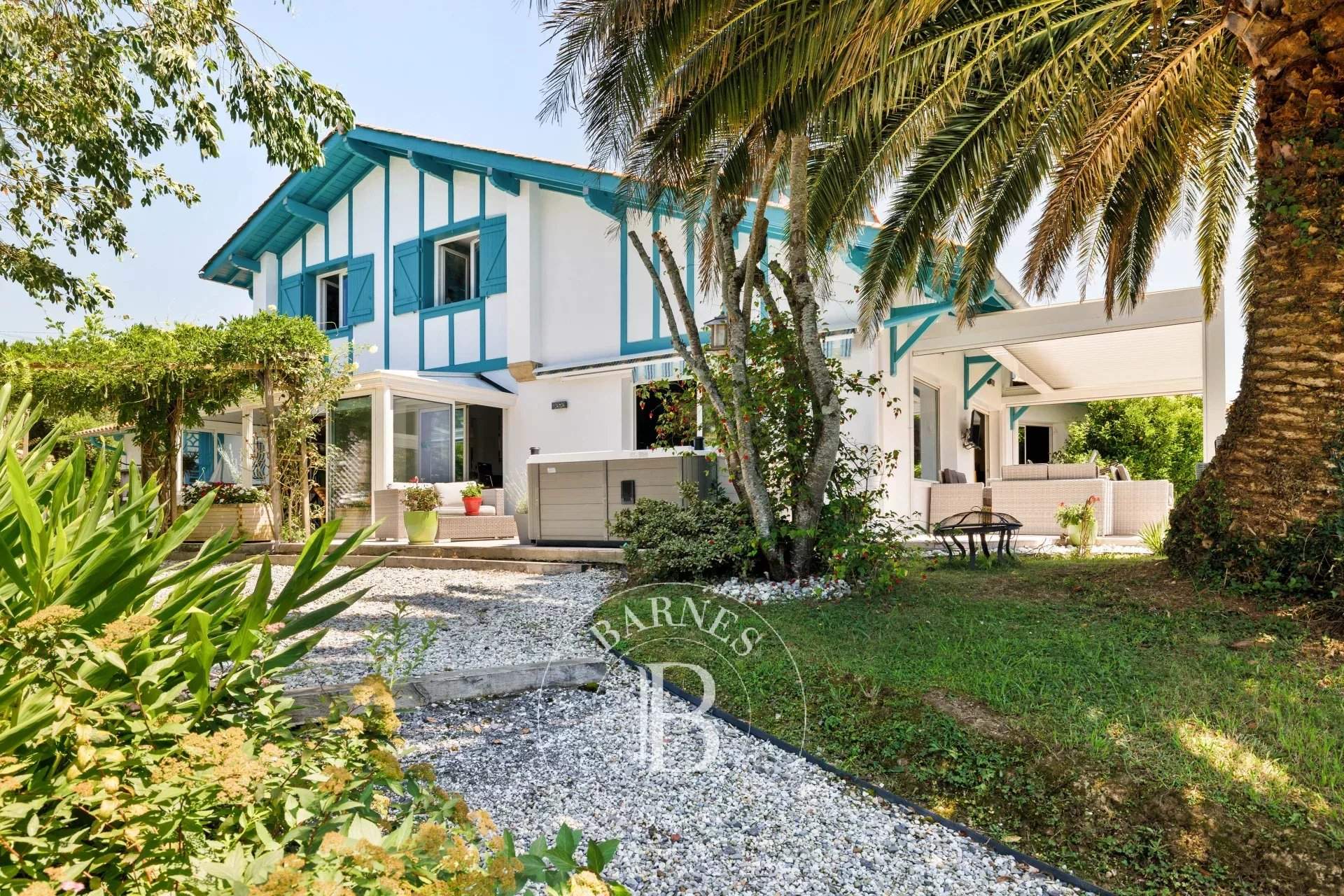 Ascain  - House 3 Bedrooms - picture 1