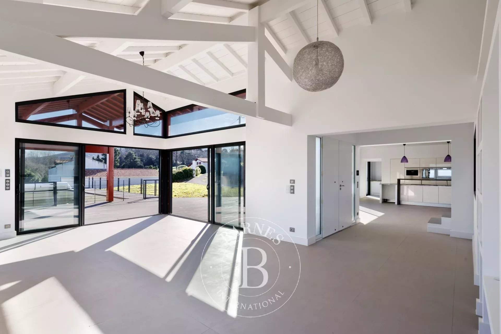 Urrugne  - House 6 Bedrooms - picture 3