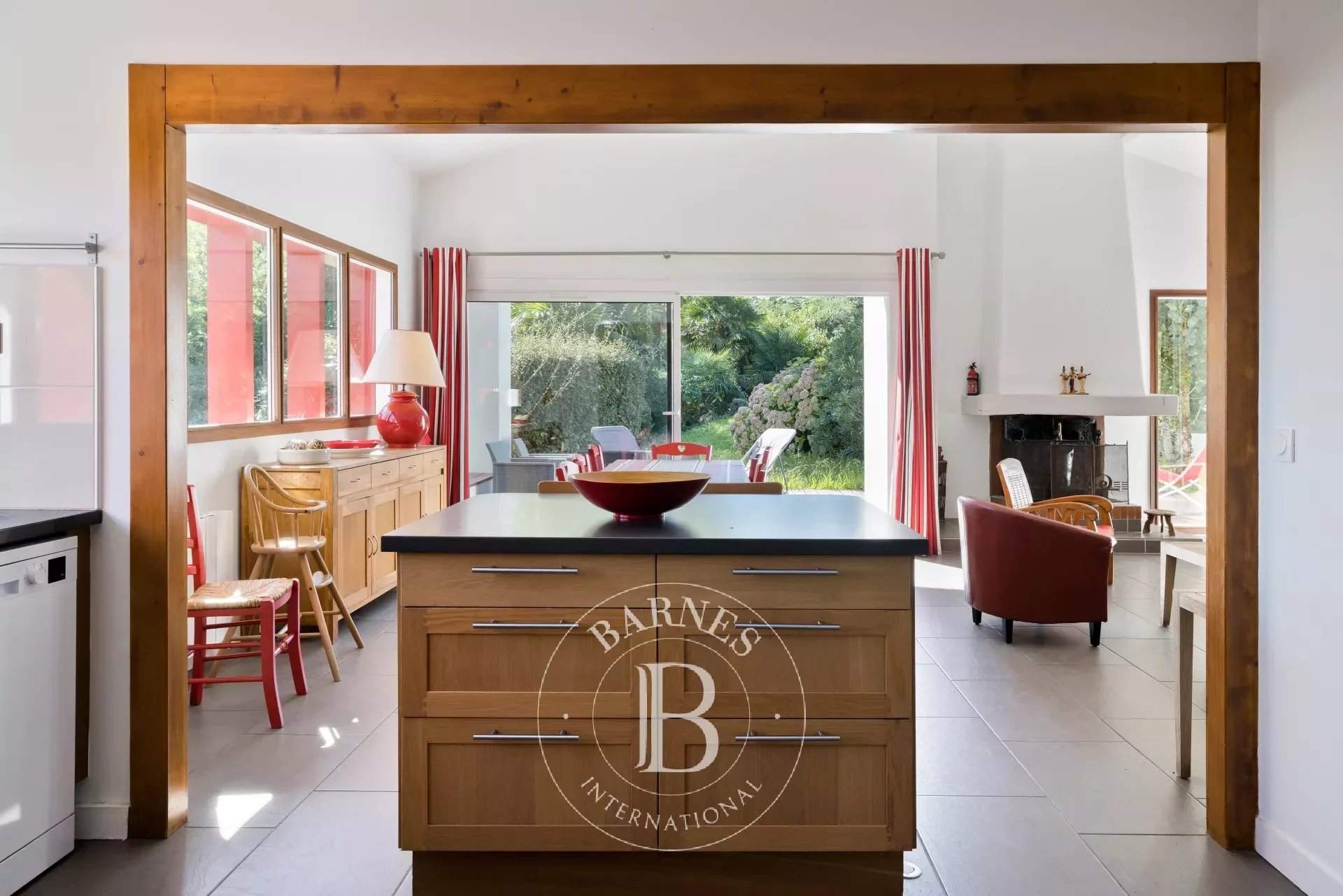Ciboure  - Maison 7 Pièces 5 Chambres - picture 10