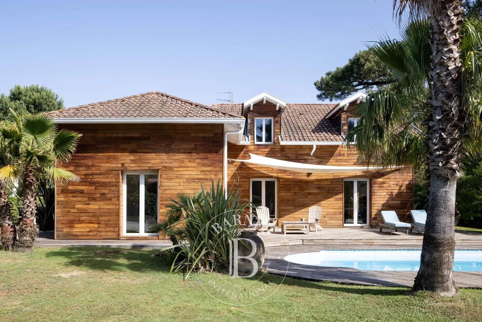 Anglet  - Maison 7 Pi&egrave;ces 5 Chambres - picture 6