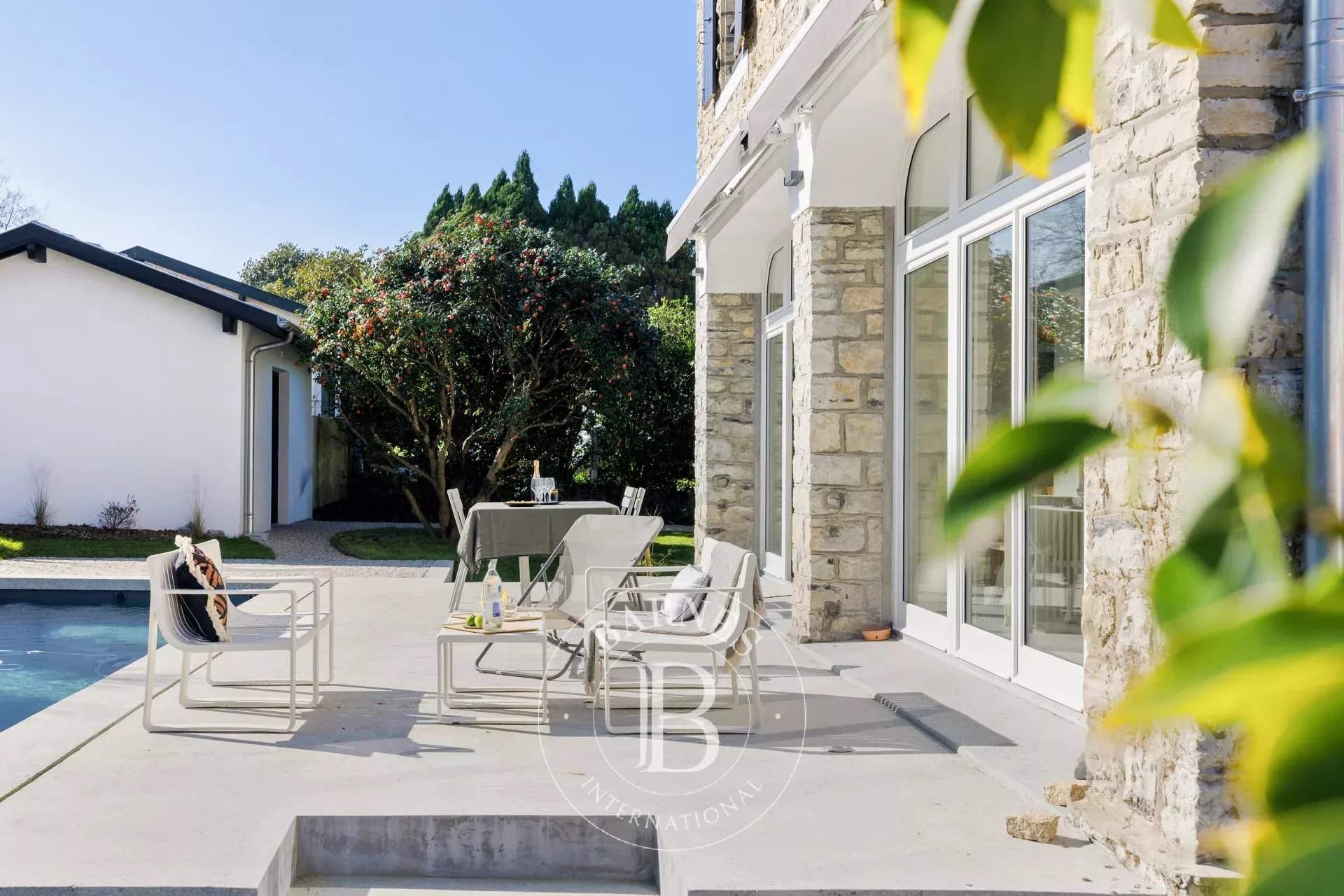 CAMÉLIA - Villa with heated swimming pool and a seventies-inspired style, perfect for 8 guests - Biarritz picture 3