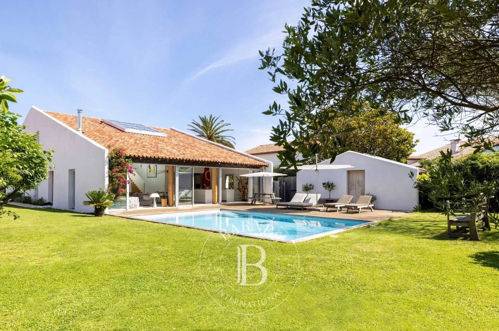 Bidart  - Maison 10 Pi&egrave;ces 8 Chambres - picture 2