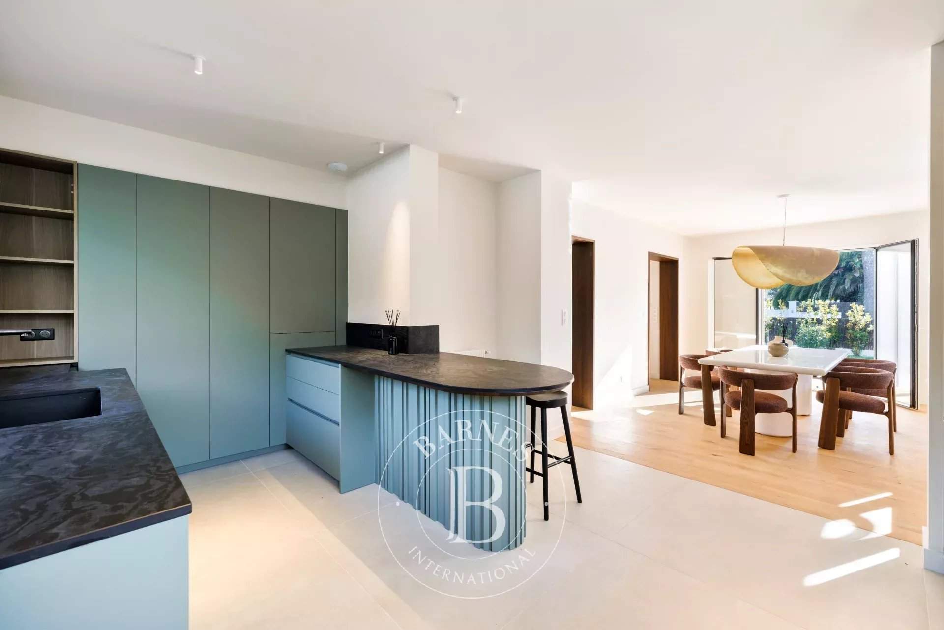 Anglet  - Maison 7 Pi&egrave;ces 4 Chambres - picture 10