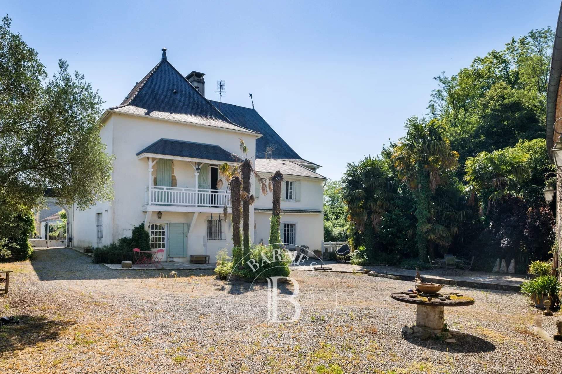 Sauveterre-de-Béarn  - Maison 7 Pi&egrave;ces 5 Chambres - picture 13