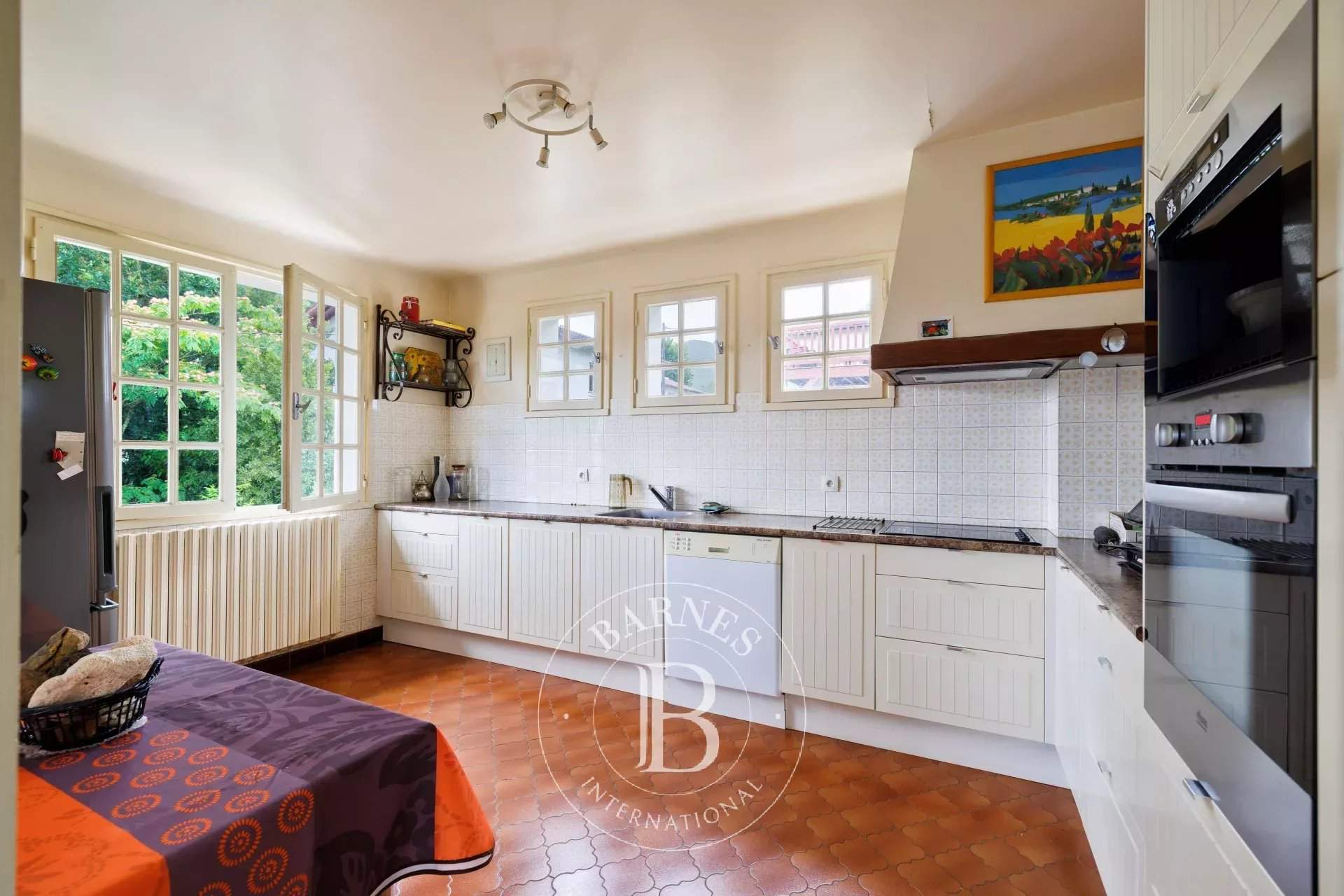 Ascain  - Maison 9 Pièces 6 Chambres - picture 6