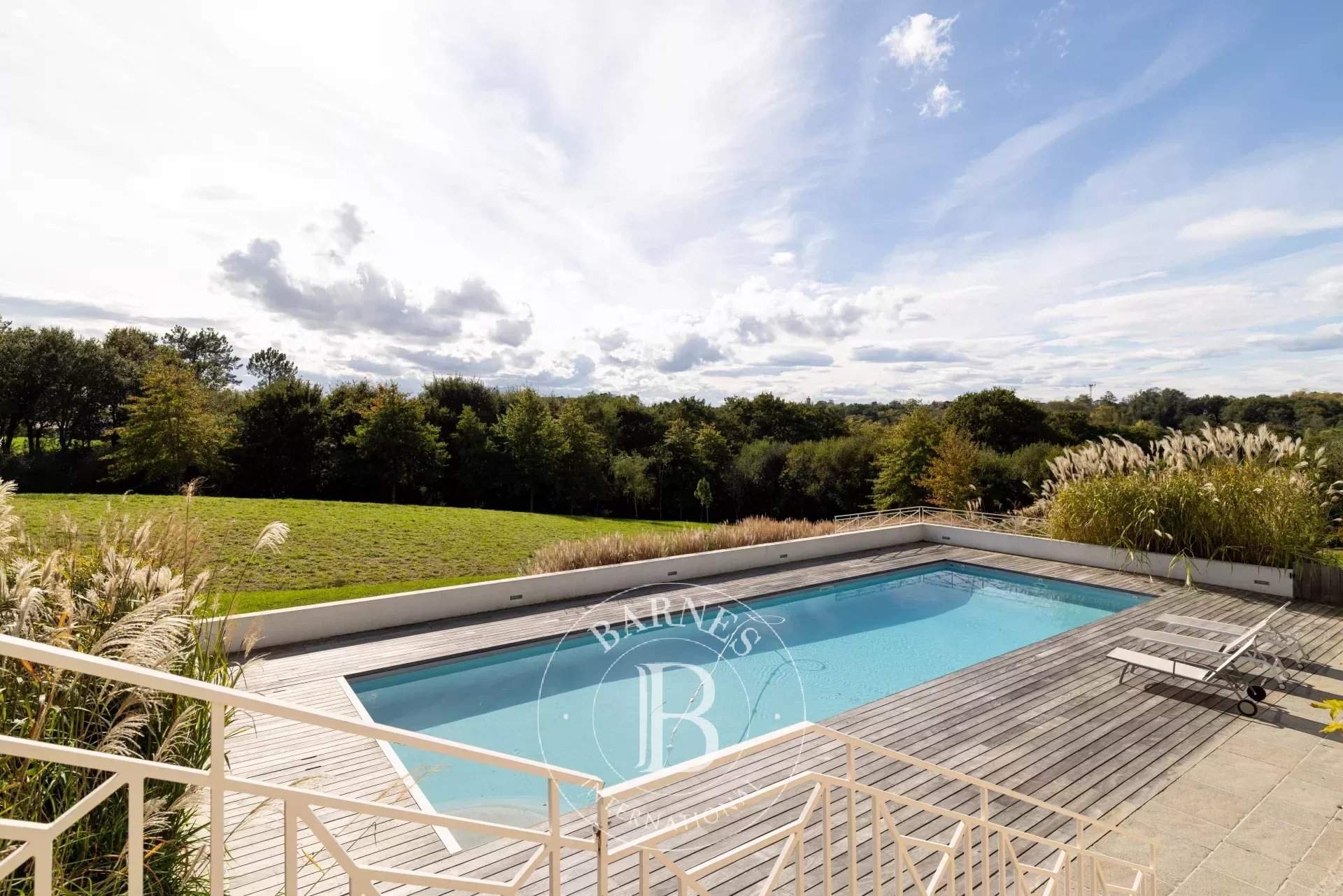 Arbonne  - House 6 Bedrooms - picture 10