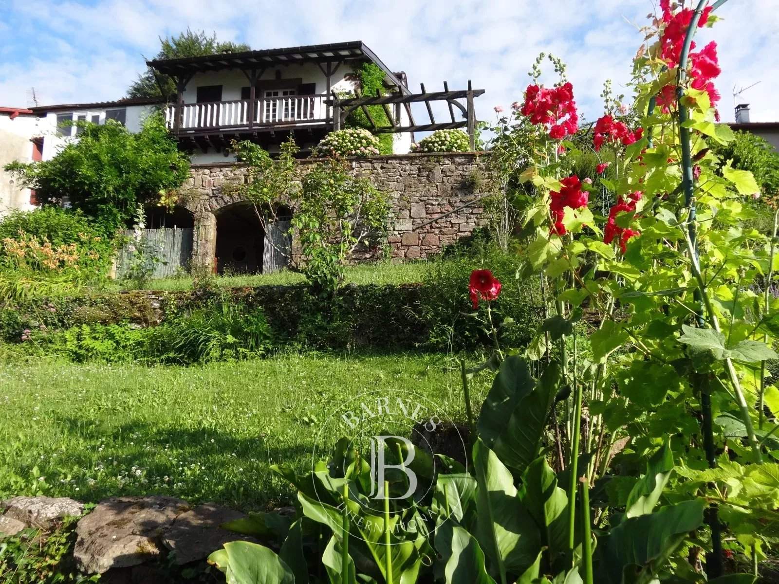 Saint-Jean-Pied-de-Port  - Casa 9 Cuartos 5 Habitaciones - picture 1