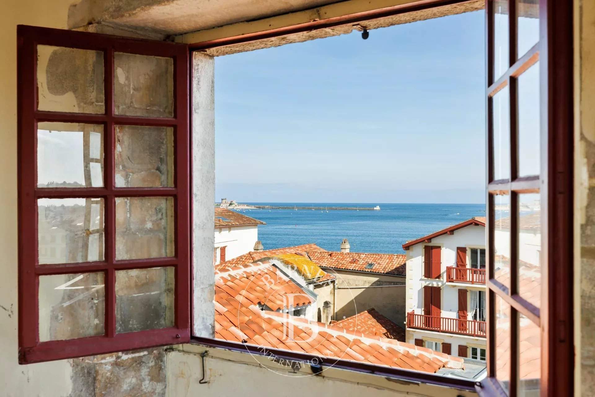 Saint-Jean-de-Luz  - Maison 20 Pièces - picture 13