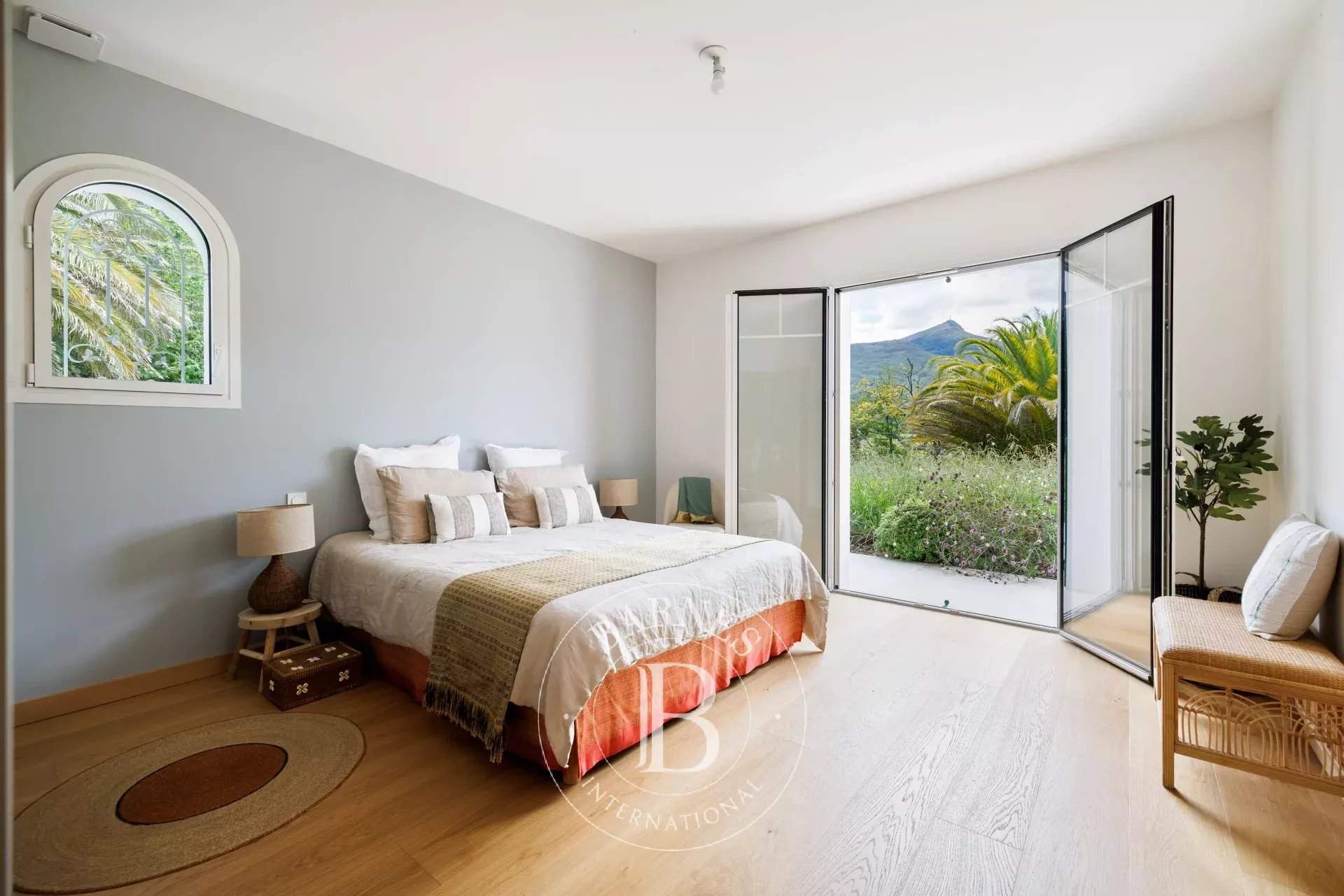 Urrugne  - House 6 Bedrooms - picture 17