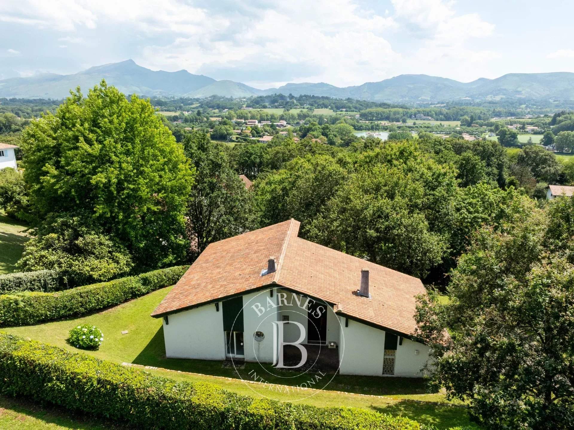 Ciboure  - Maison 7 Pi&egrave;ces 5 Chambres - picture 1