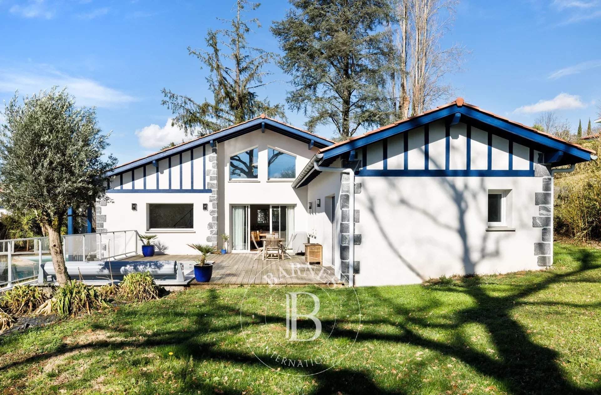 Villefranque  - Maison 5 Pi&egrave;ces 3 Chambres - picture 2