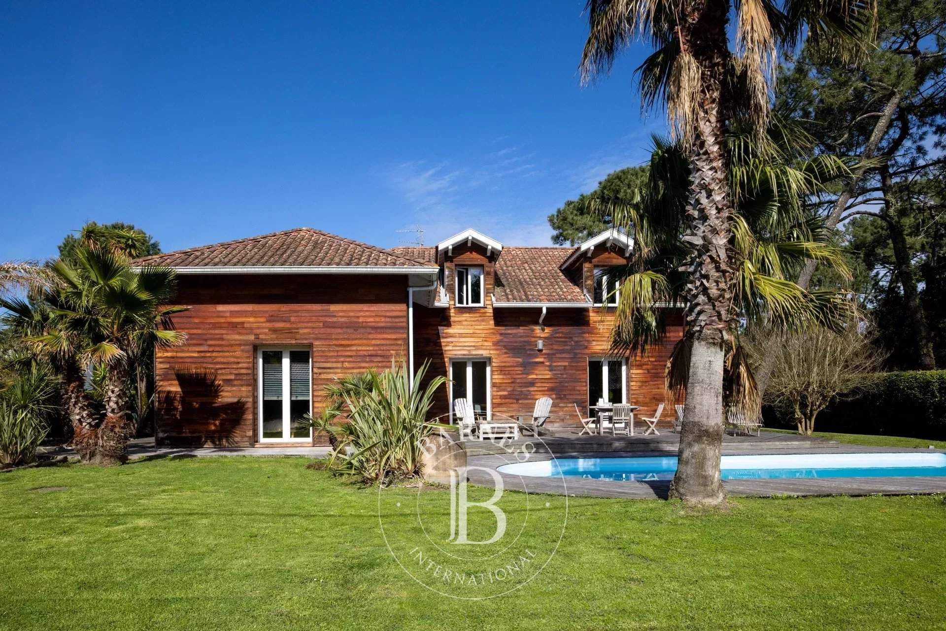 Anglet  - Maison 7 Pi&egrave;ces 5 Chambres - picture 4