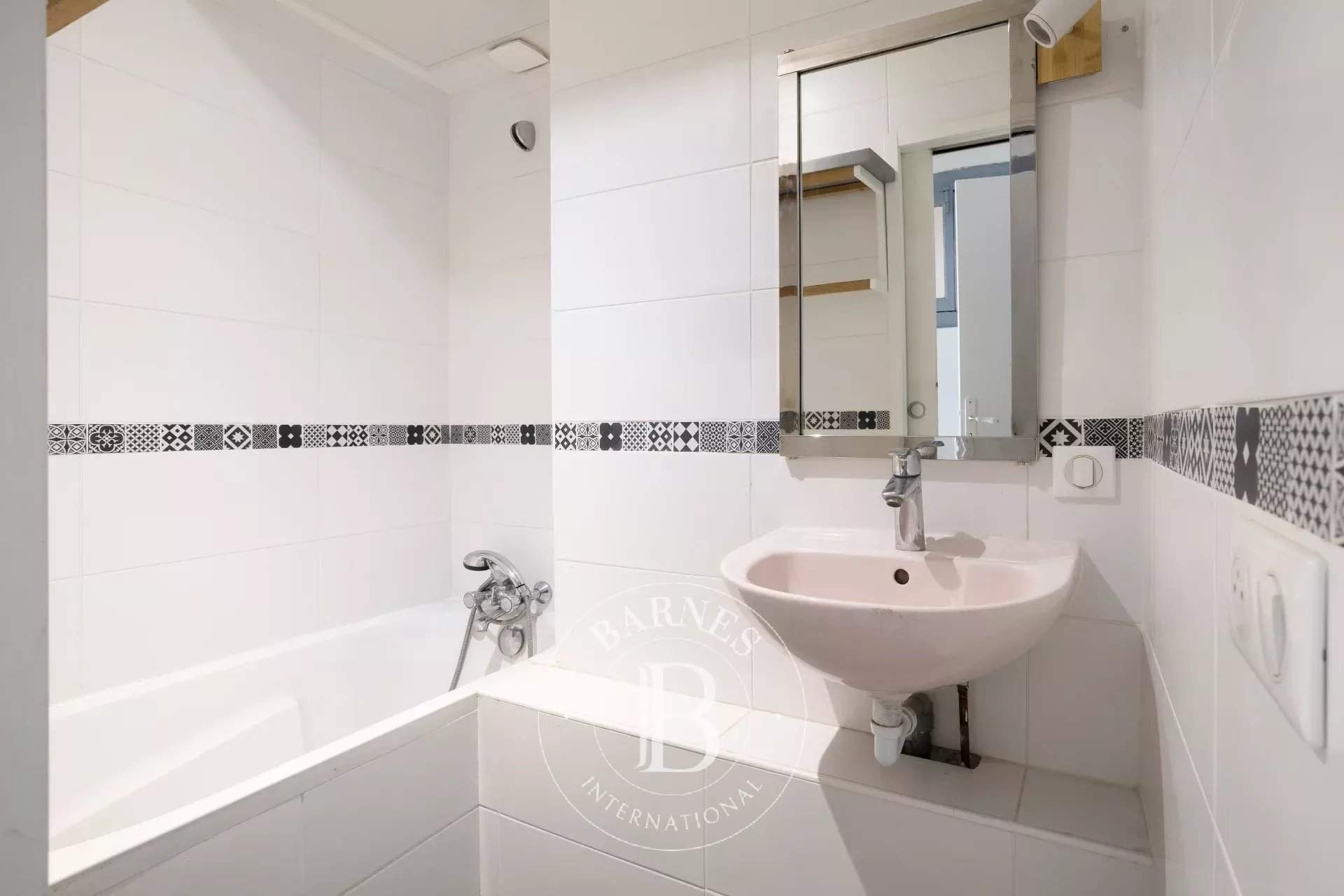 Bayonne  - Apartment 1 Bedroom - picture 9