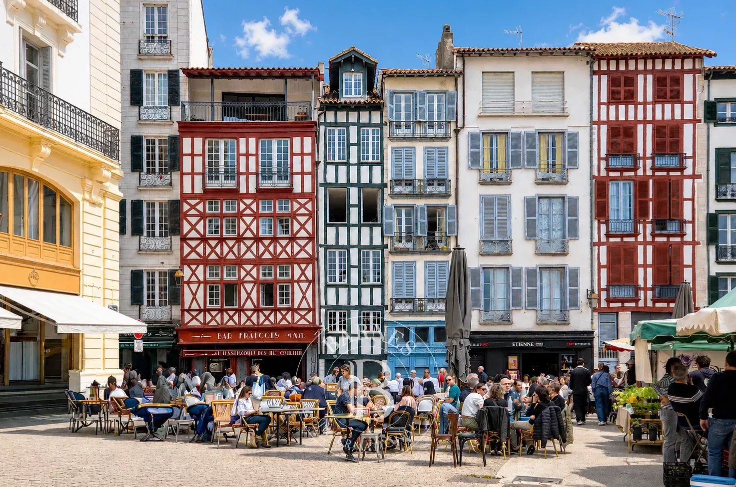 Bayonne  - Maison de ville 6 Pi&egrave;ces 3 Chambres - picture 1