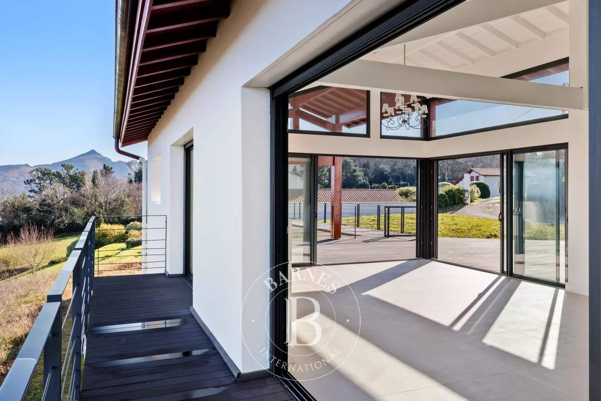 Urrugne  - House 6 Bedrooms - picture 10