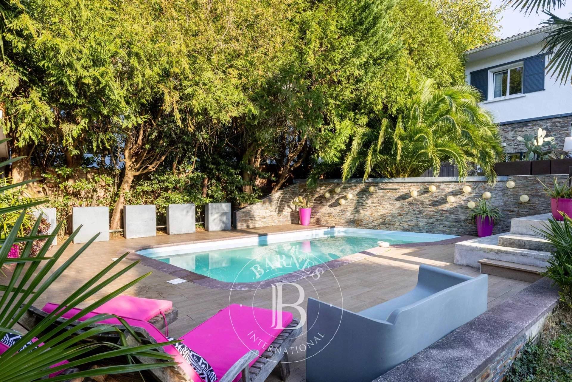 Biarritz  - Maison 9 Pièces 7 Chambres - picture 9