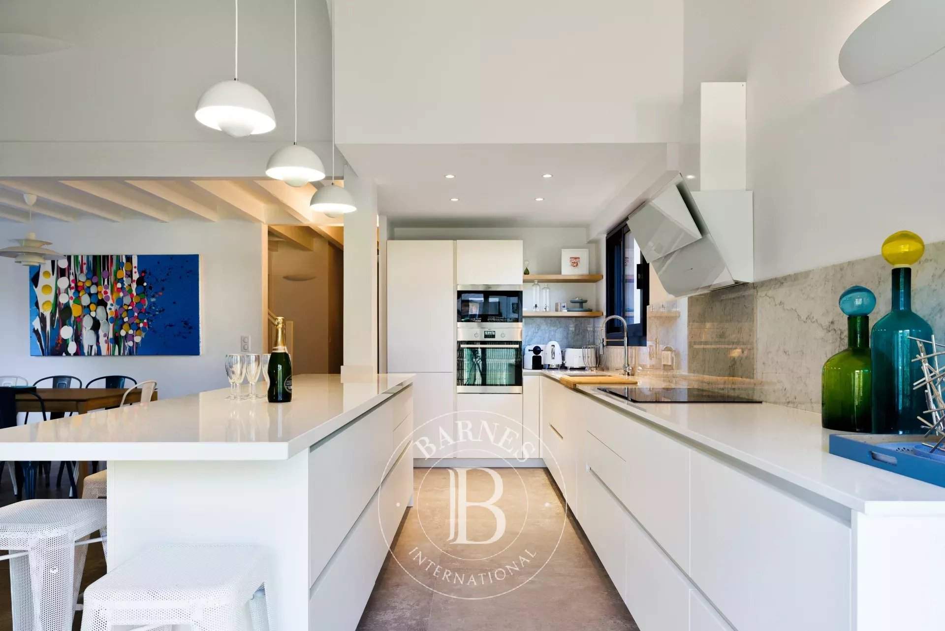 MAJORELLE - Charming villa just steps from Hossegor's town centre and lake, with a heated pool picture 7