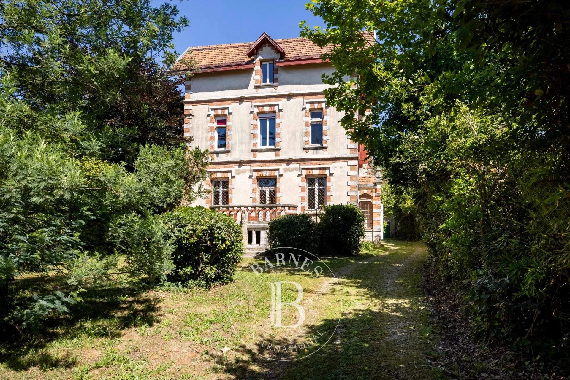 Biarritz  - Maison 12 Pi&egrave;ces 7 Chambres - picture 1