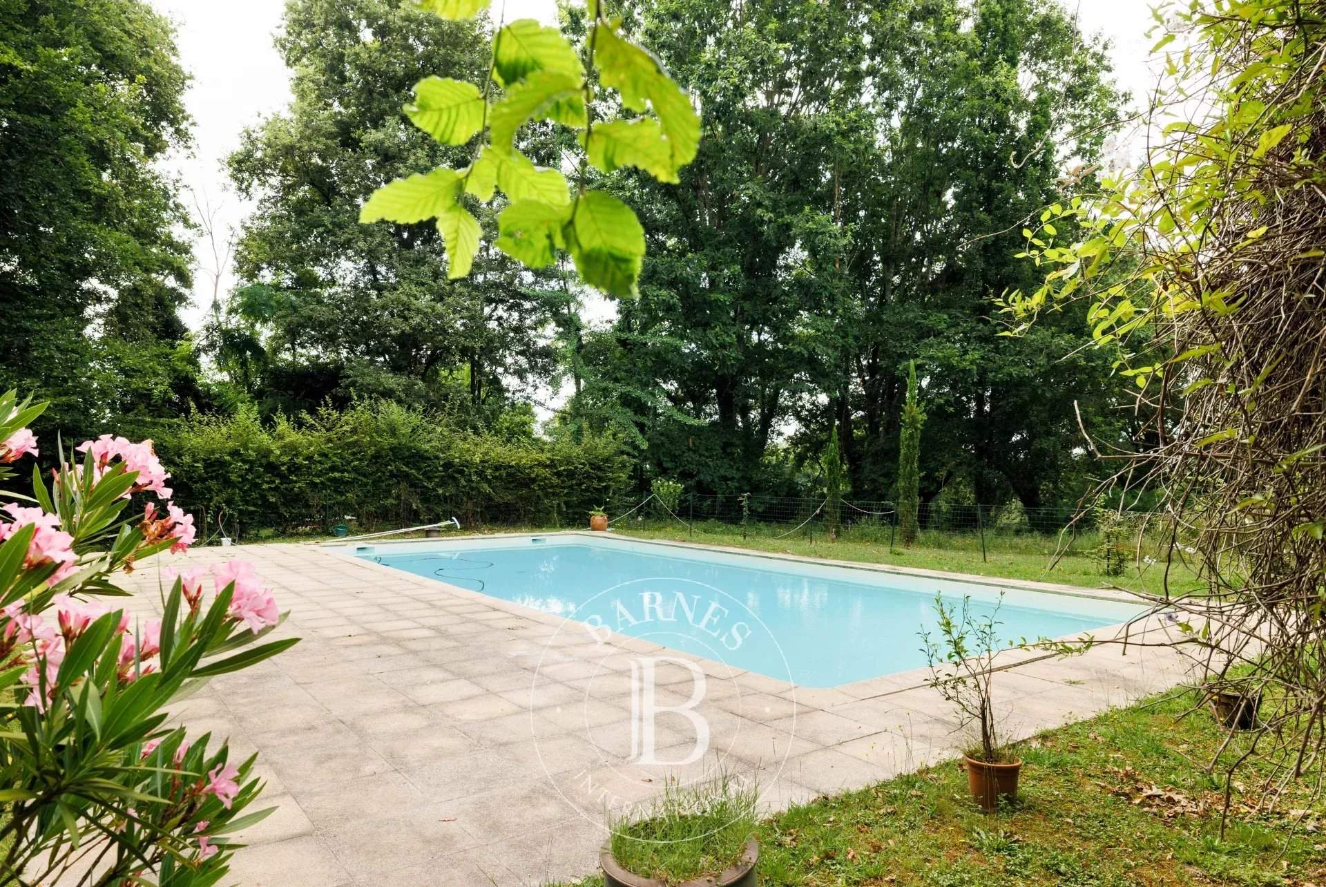 Dax  - Castillo 19 Cuartos 7 Habitaciones - picture 8