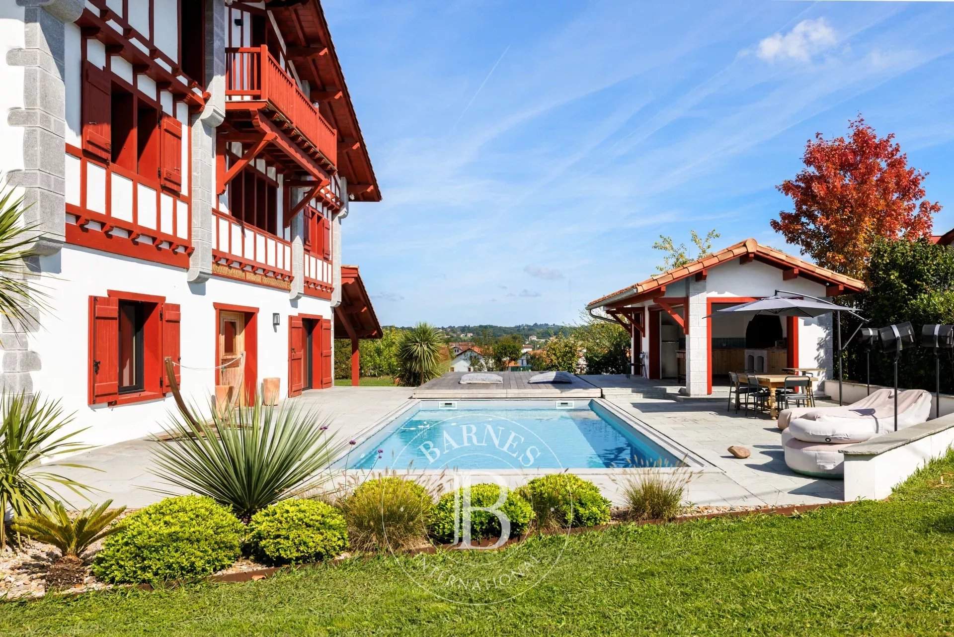 Larressore  - Maison 8 Pi&egrave;ces 5 Chambres - picture 3