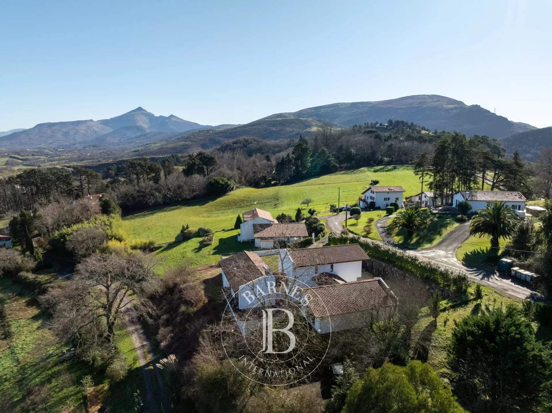 Urrugne  - House 6 Bedrooms - picture 4