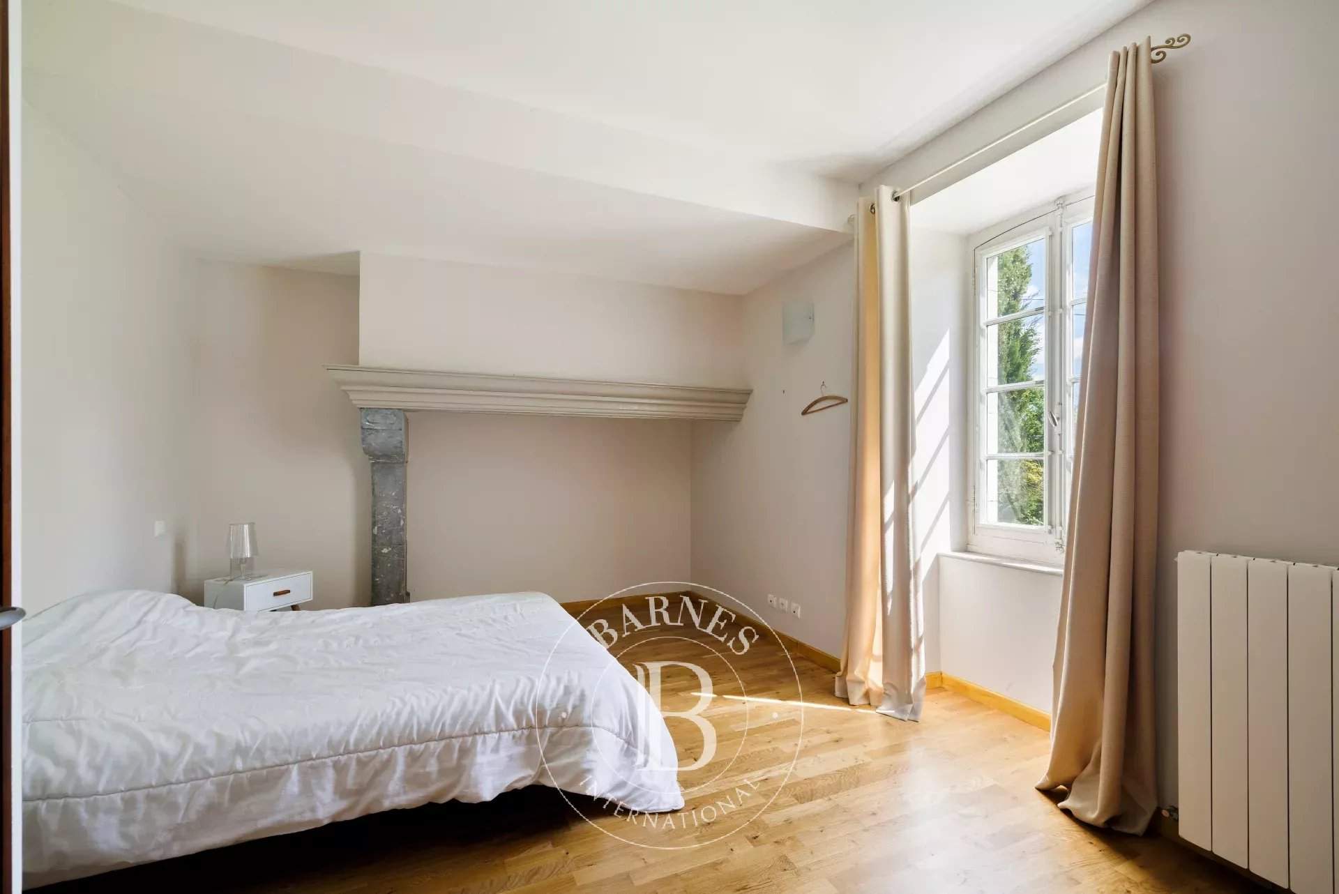 Oloron-Sainte-Marie  - Maison de village 12 Pi&egrave;ces 9 Chambres - picture 13